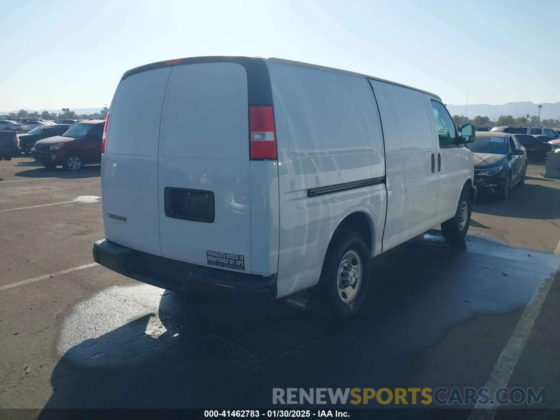 4 fotografías del automóvil dañado 1GCWGAFP9N1261774 CHEVROLET EXPRESS CARGO 2022