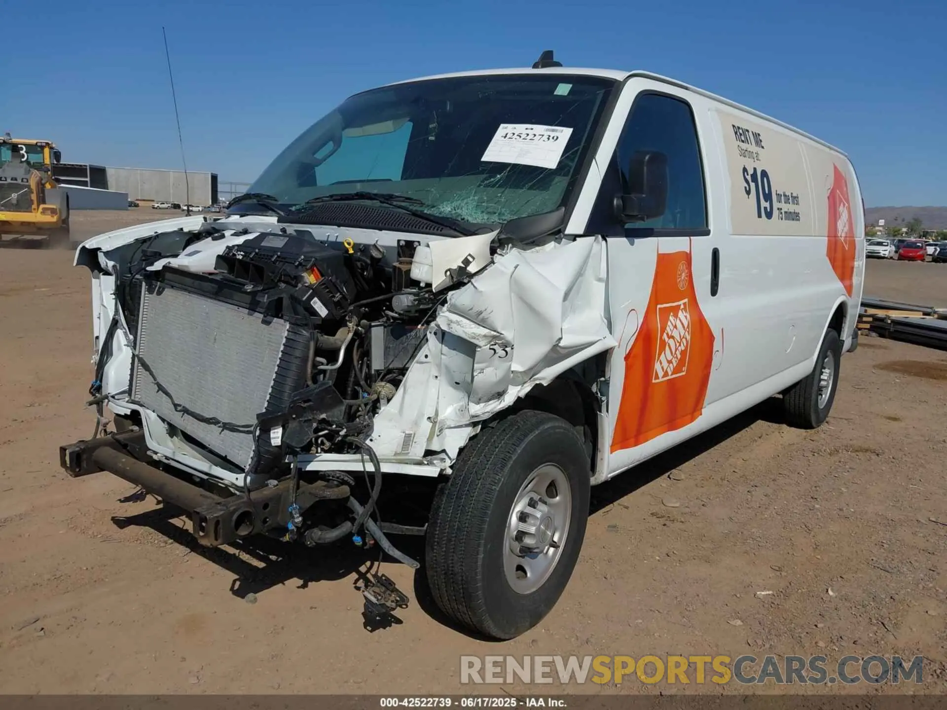 2 fotografías del automóvil dañado 1GCWGBFP7P1205695 CHEVROLET EXPRESS CARGO VAN 2023
