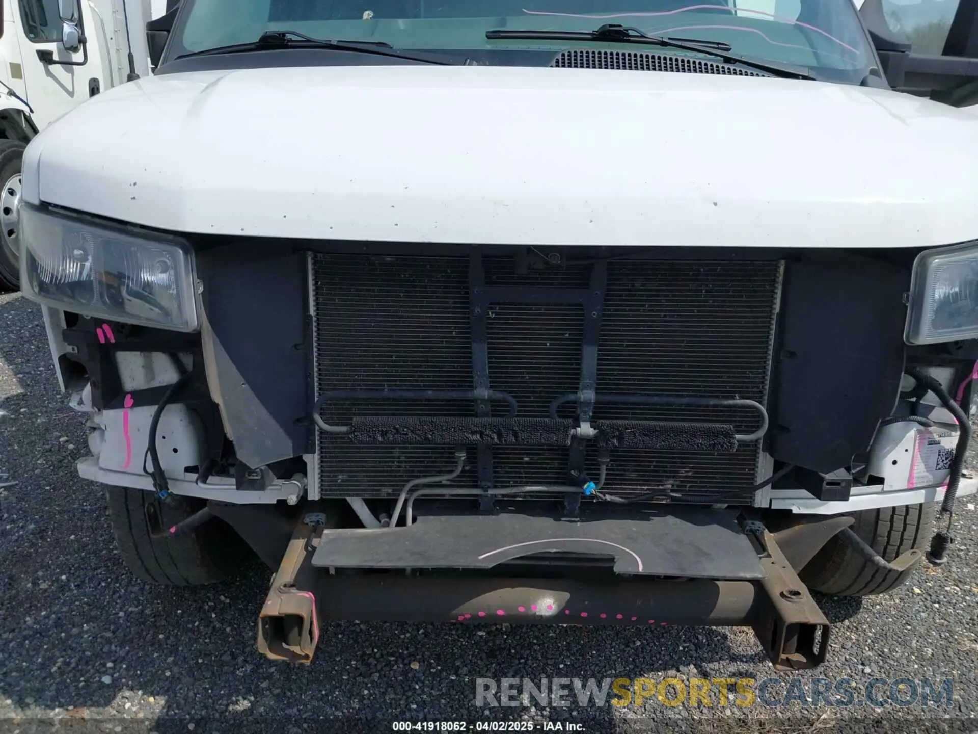 11 fotografías del automóvil dañado 1HA3GTCG5KN015081 CHEVROLET EXPRESS CUTAWAY 2019