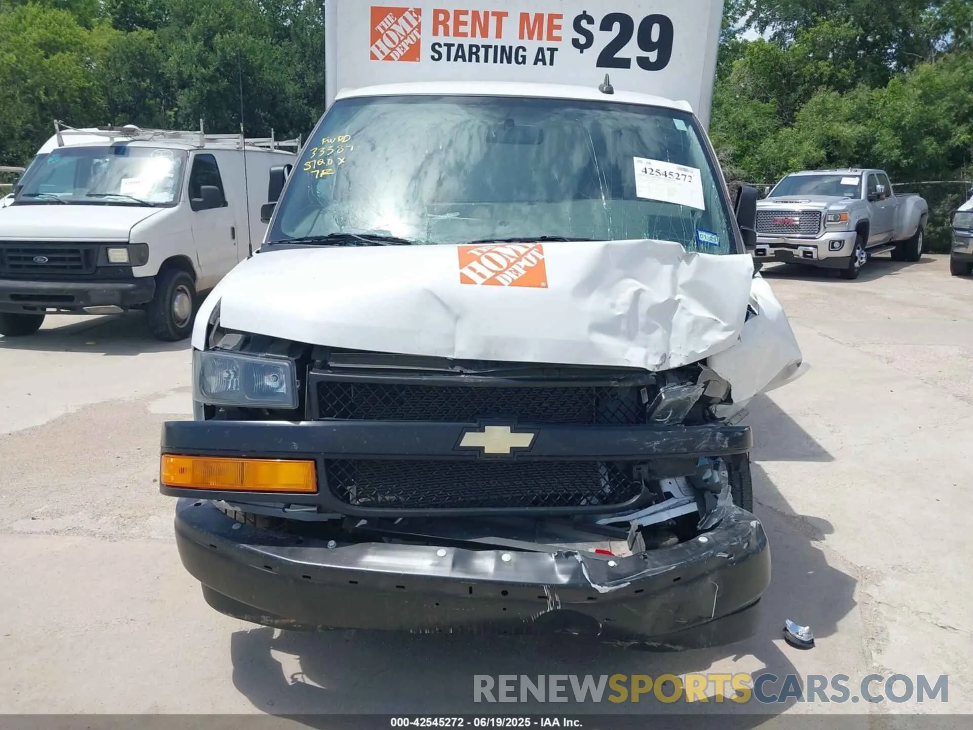 12 fotografías del automóvil dañado 1HA0GSF72PN011442 CHEVROLET EXPRESS CUTAWAY 2023