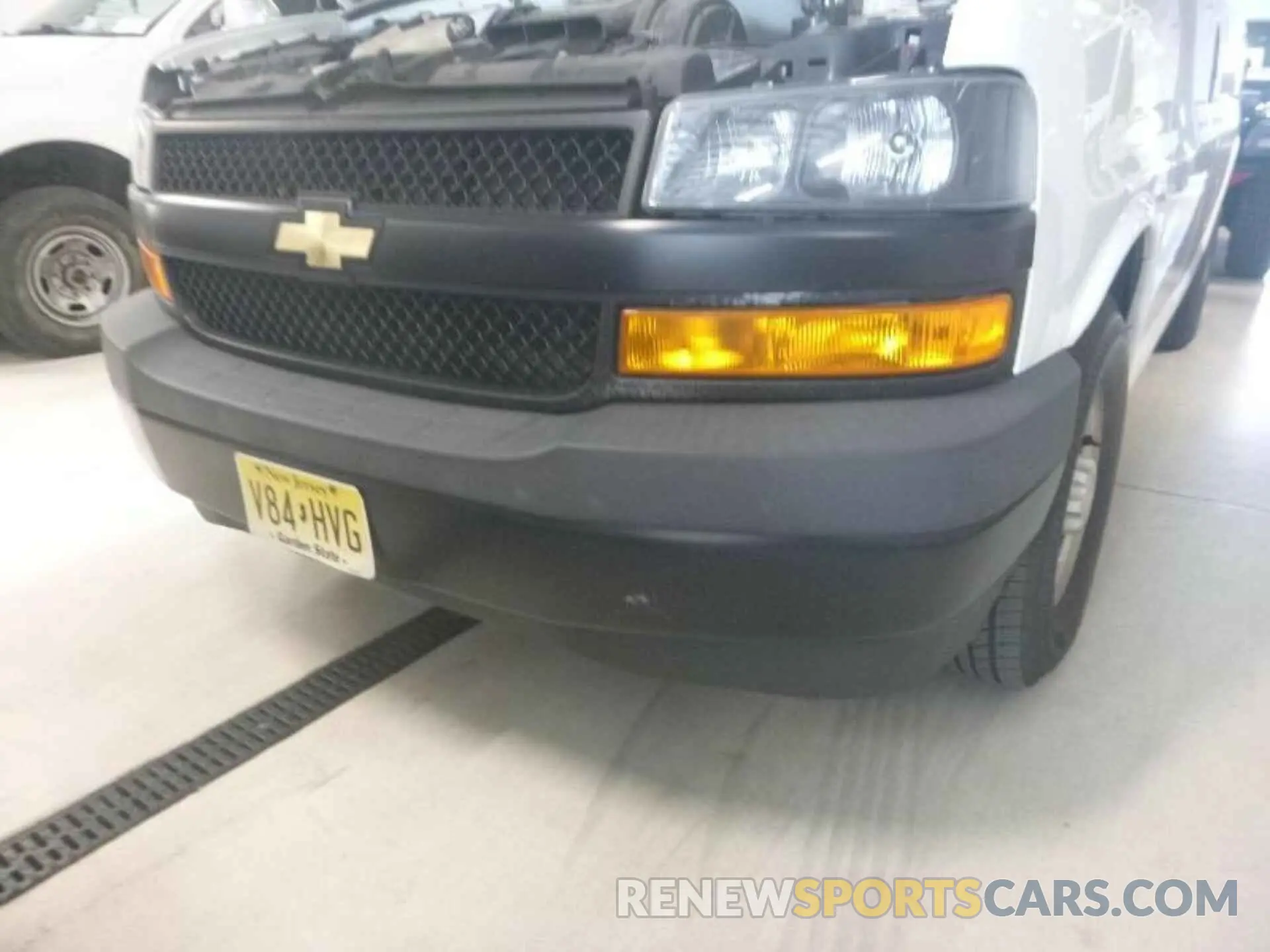 14 fotografías del automóvil dañado 1GCWGAFG2K1328310 CHEVROLET EXPRESS G2500 2019