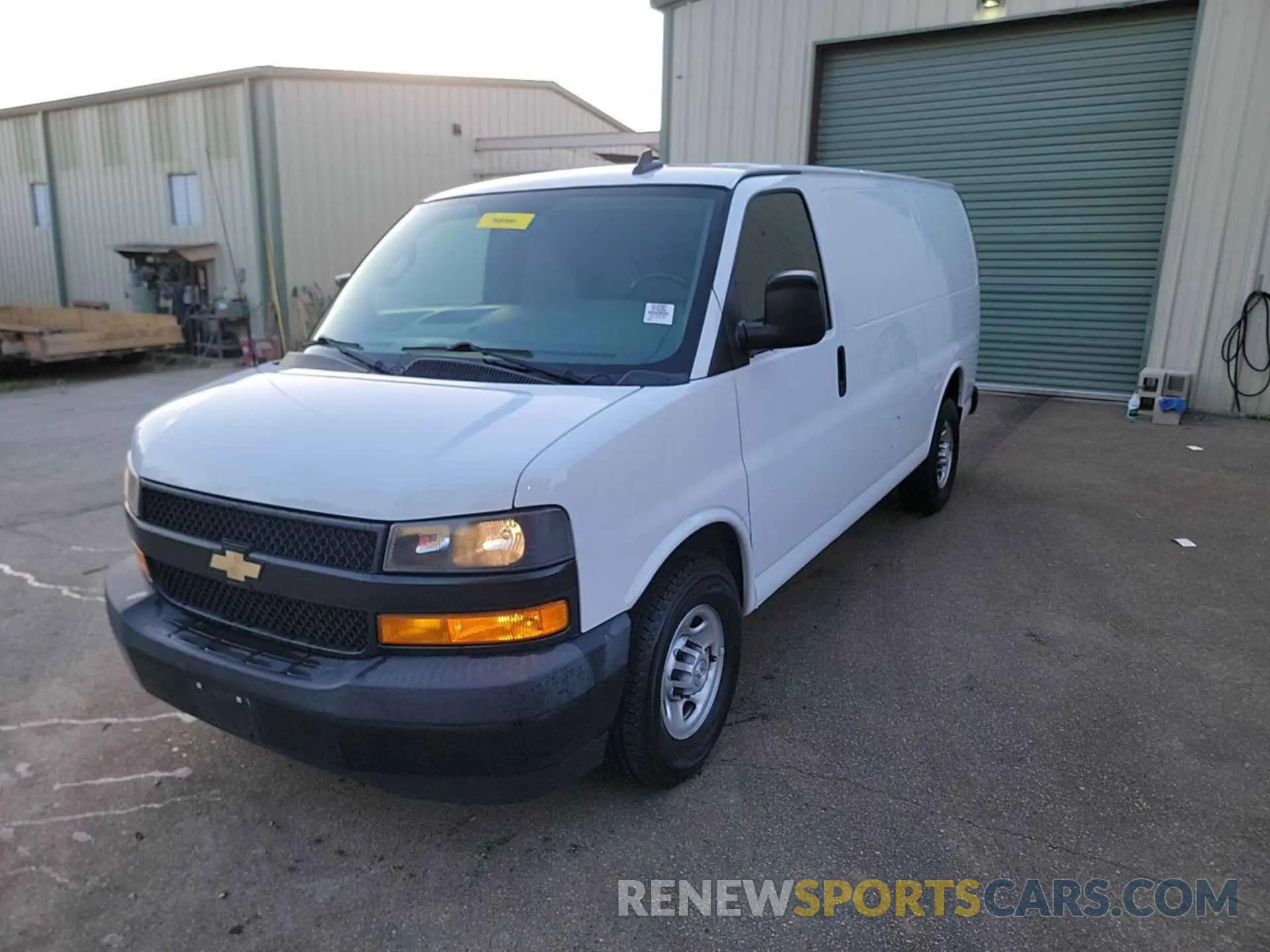 3 fotografías del automóvil dañado 1GCWGAFGXK1328281 CHEVROLET EXPRESS G2500 2019