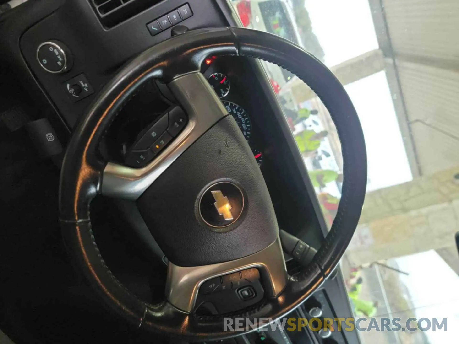 4 fotografías del automóvil dañado 1GCWGAFGXK1328281 CHEVROLET EXPRESS G2500 2019