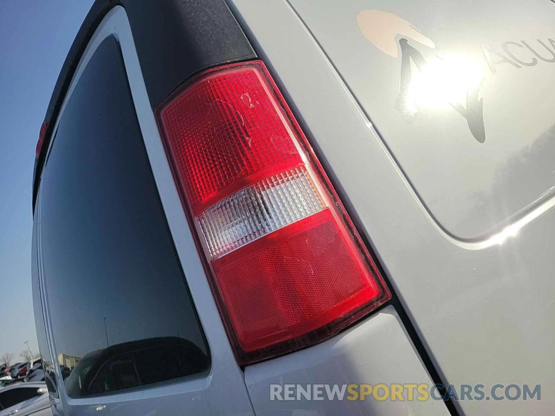 27 fotografías del automóvil dañado 1GCWGAFPXK1202597 CHEVROLET EXPRESS G2500 2019