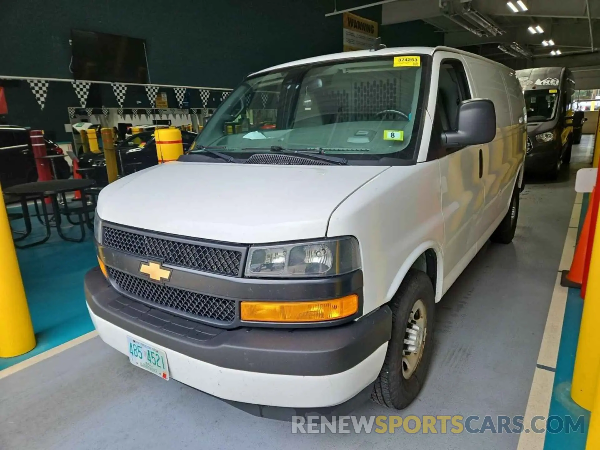 26 fotografías del automóvil dañado 1GCWGAFG5L1252941 CHEVROLET EXPRESS G2500 2020