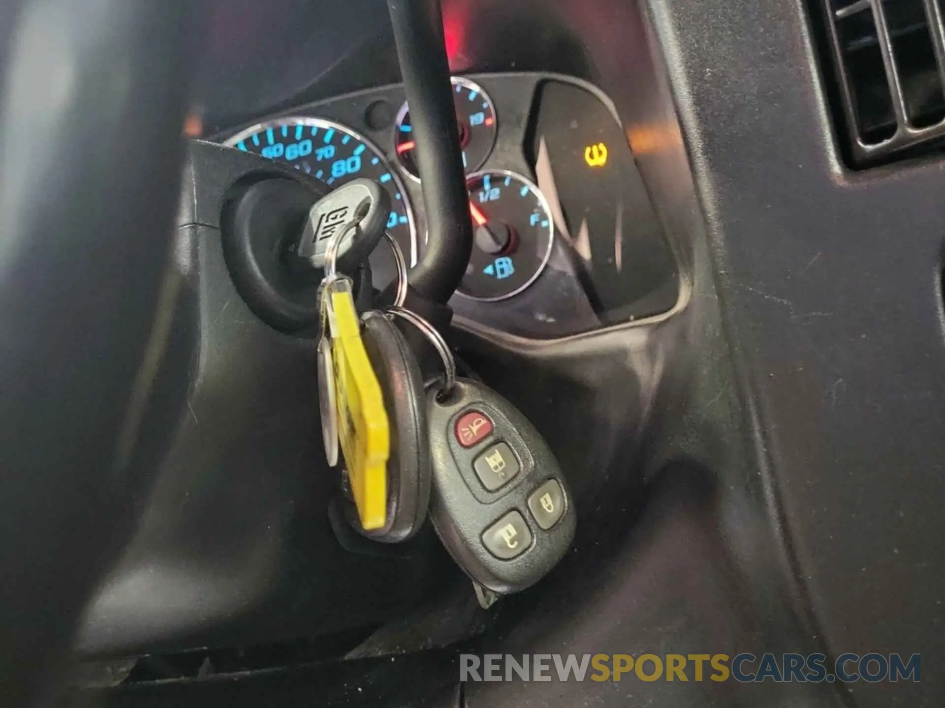 13 fotografías del automóvil dañado 1GCWGAFG8L1162232 CHEVROLET EXPRESS G2500 2020