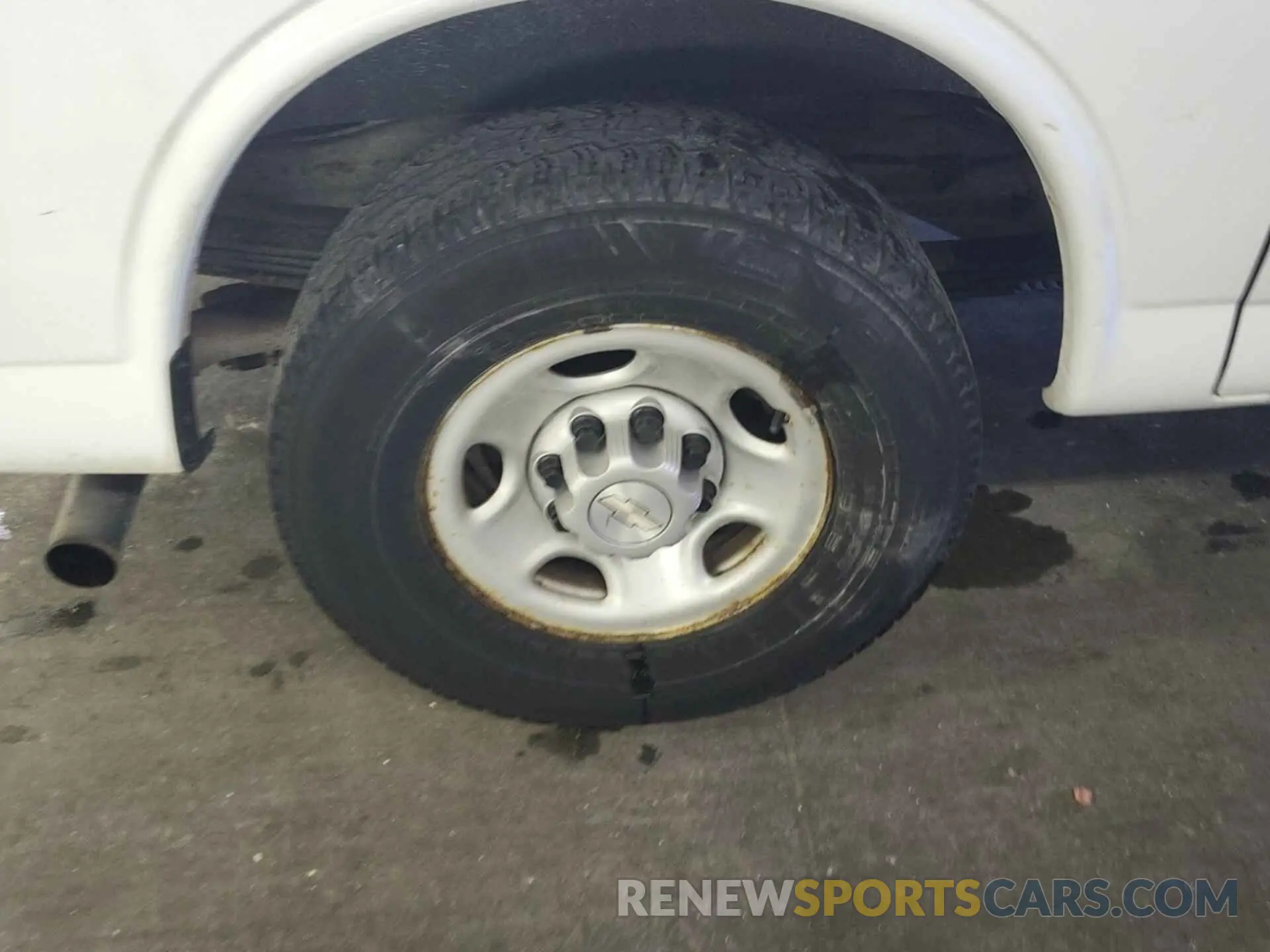 22 fotografías del automóvil dañado 1GCWGAFG8L1162232 CHEVROLET EXPRESS G2500 2020