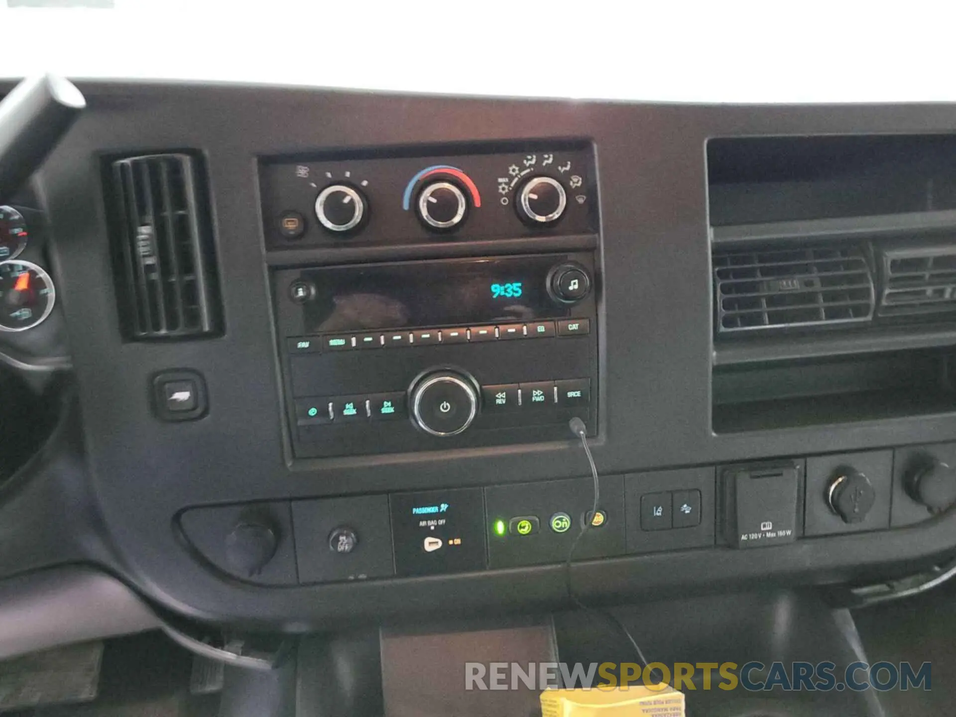 13 fotografías del automóvil dañado 1GAZGPFG5K1200734 CHEVROLET EXPRESS G3500 2019