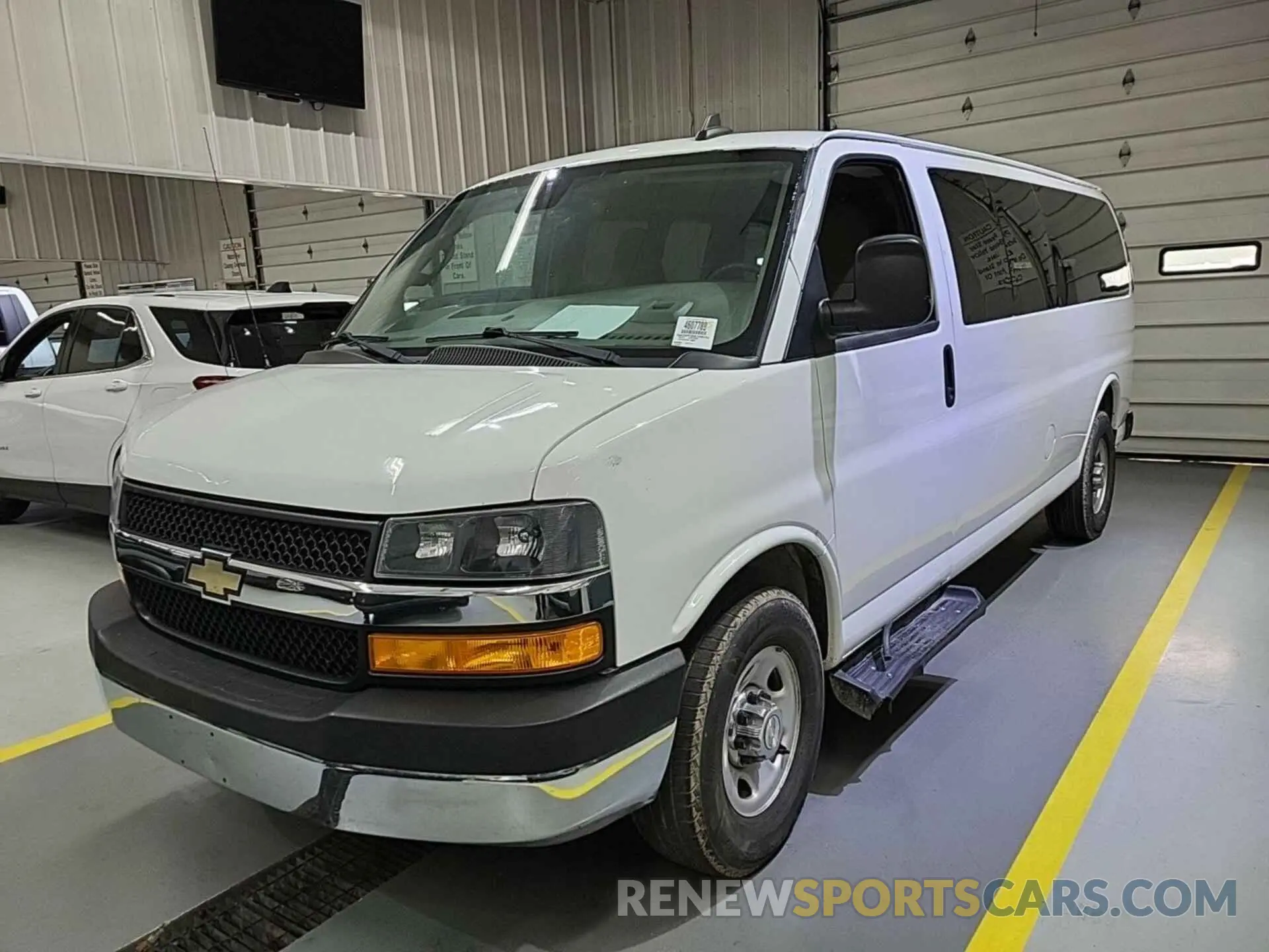 18 fotografías del automóvil dañado 1GAZGPFG5K1200734 CHEVROLET EXPRESS G3500 2019