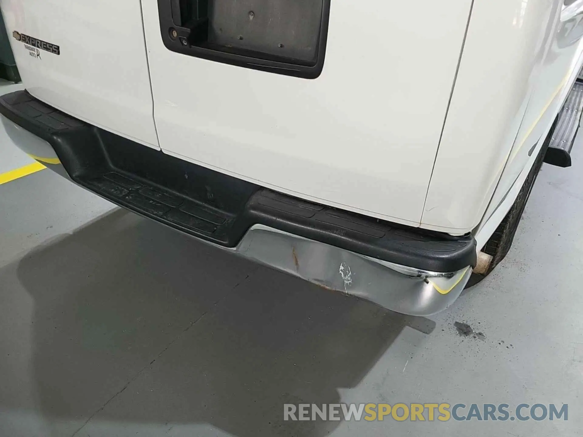 9 fotografías del automóvil dañado 1GAZGPFG5K1200734 CHEVROLET EXPRESS G3500 2019