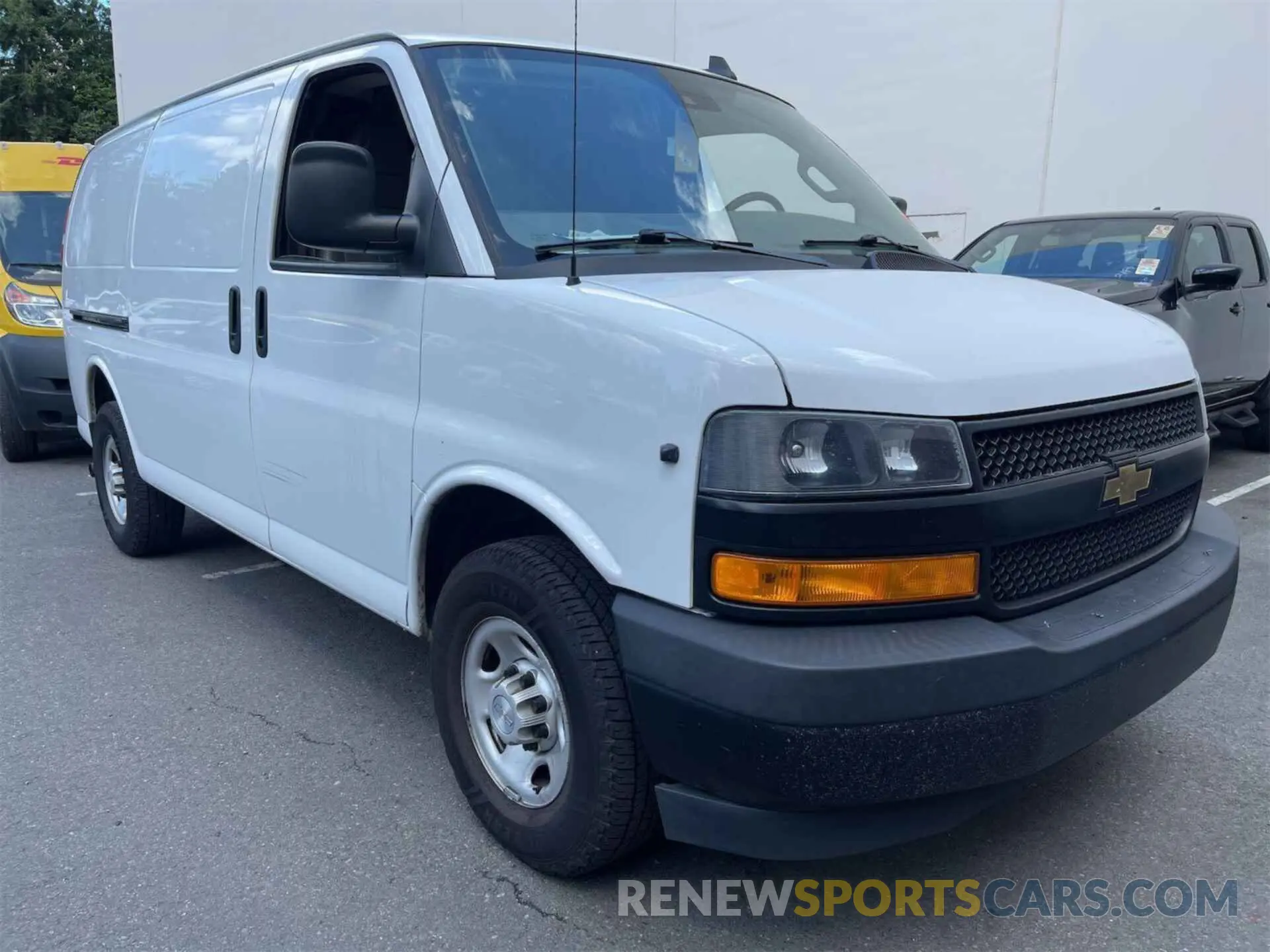 24 fotografías del automóvil dañado 1GCZGGFP5K1332660 CHEVROLET EXPRESS G3500 2019