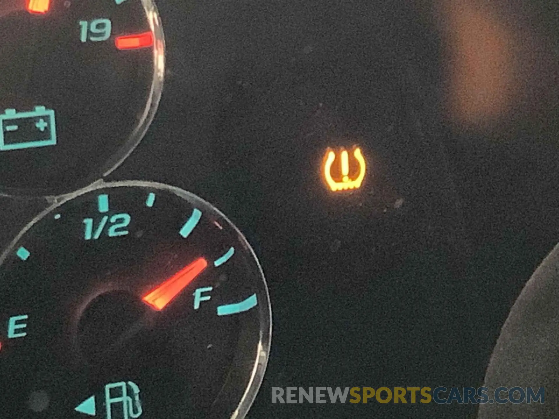26 fotografías del automóvil dañado 1GCZGGFP5L1211290 CHEVROLET EXPRESS G3500 2020