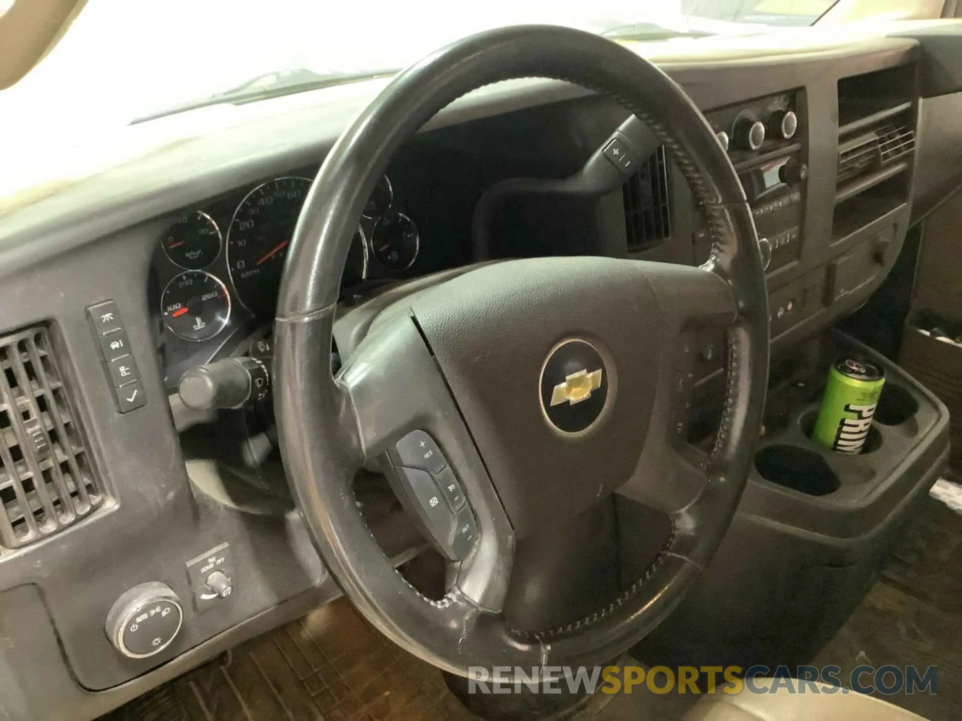 36 fotografías del automóvil dañado 1GCZGGFP5L1211290 CHEVROLET EXPRESS G3500 2020