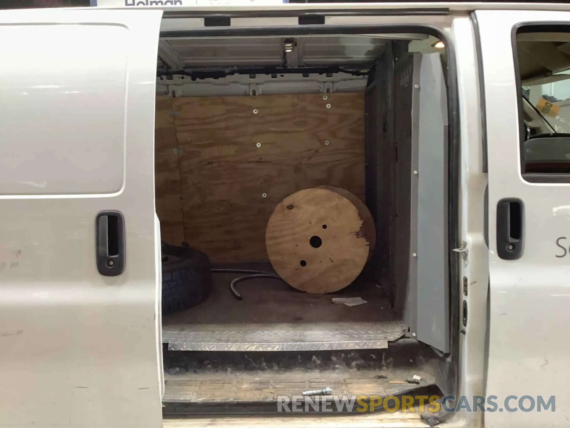 9 fotografías del automóvil dañado 1GCZGGFP5L1211290 CHEVROLET EXPRESS G3500 2020