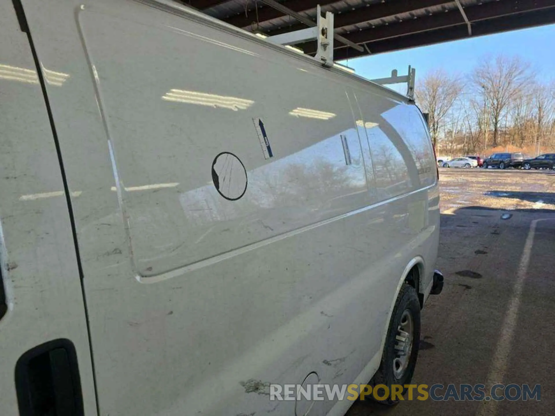 29 fotografías del automóvil dañado 1GCZGGFPXL1276541 CHEVROLET EXPRESS G3500 2020