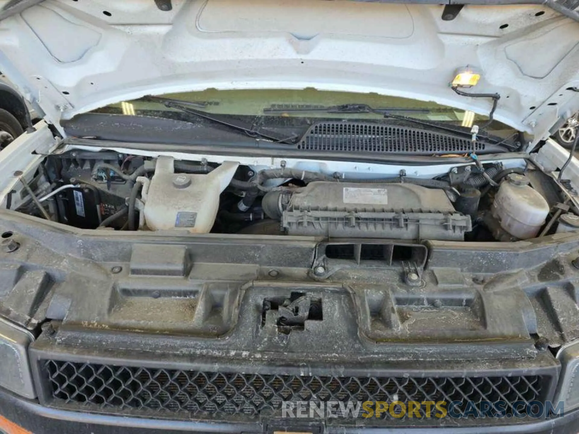 7 fotografías del automóvil dañado 1GCZGGFPXL1276541 CHEVROLET EXPRESS G3500 2020
