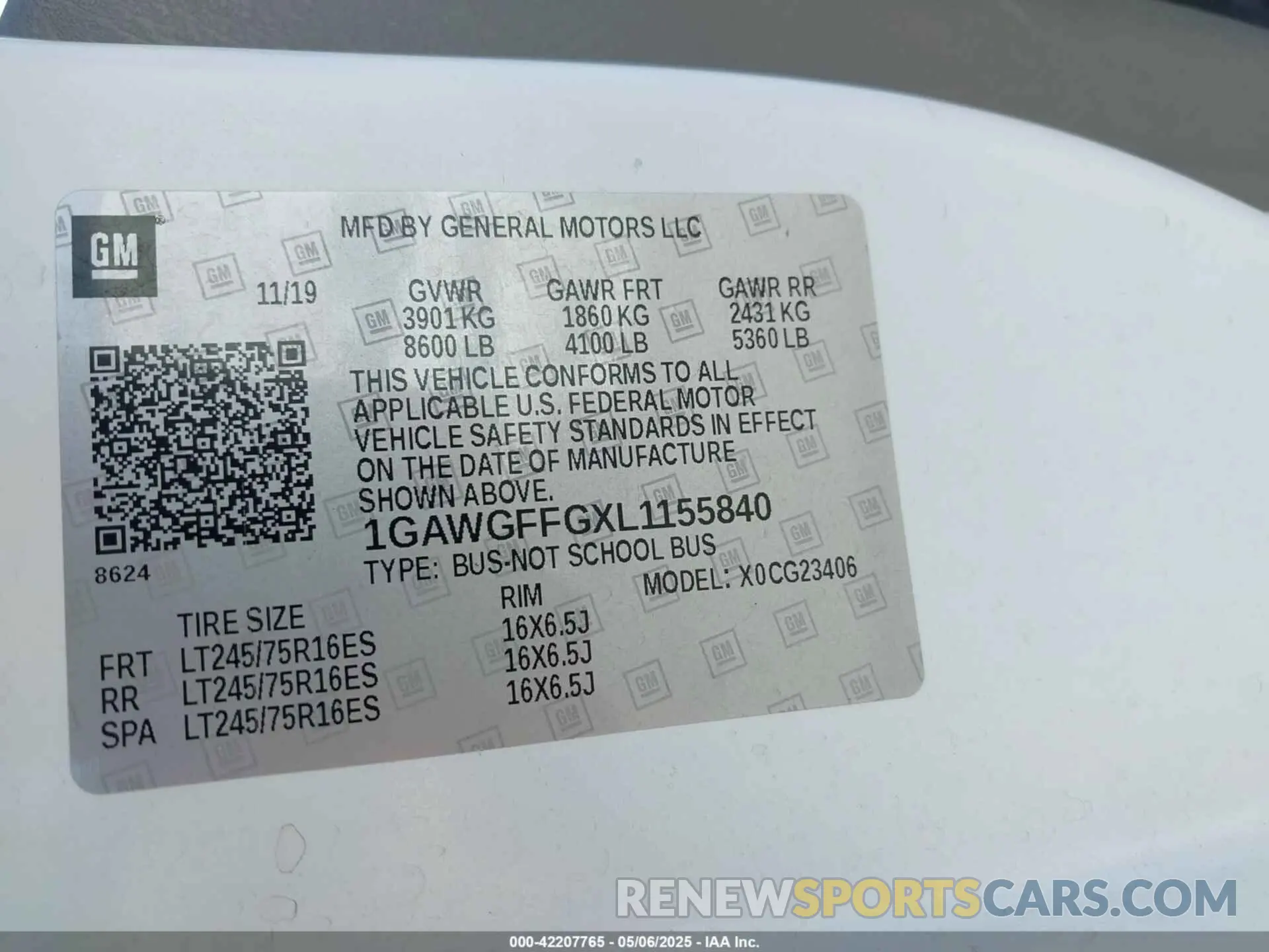 9 fotografías del automóvil dañado 1GAWGFFGXL1155840 CHEVROLET EXPRESS PASSENGER 2020