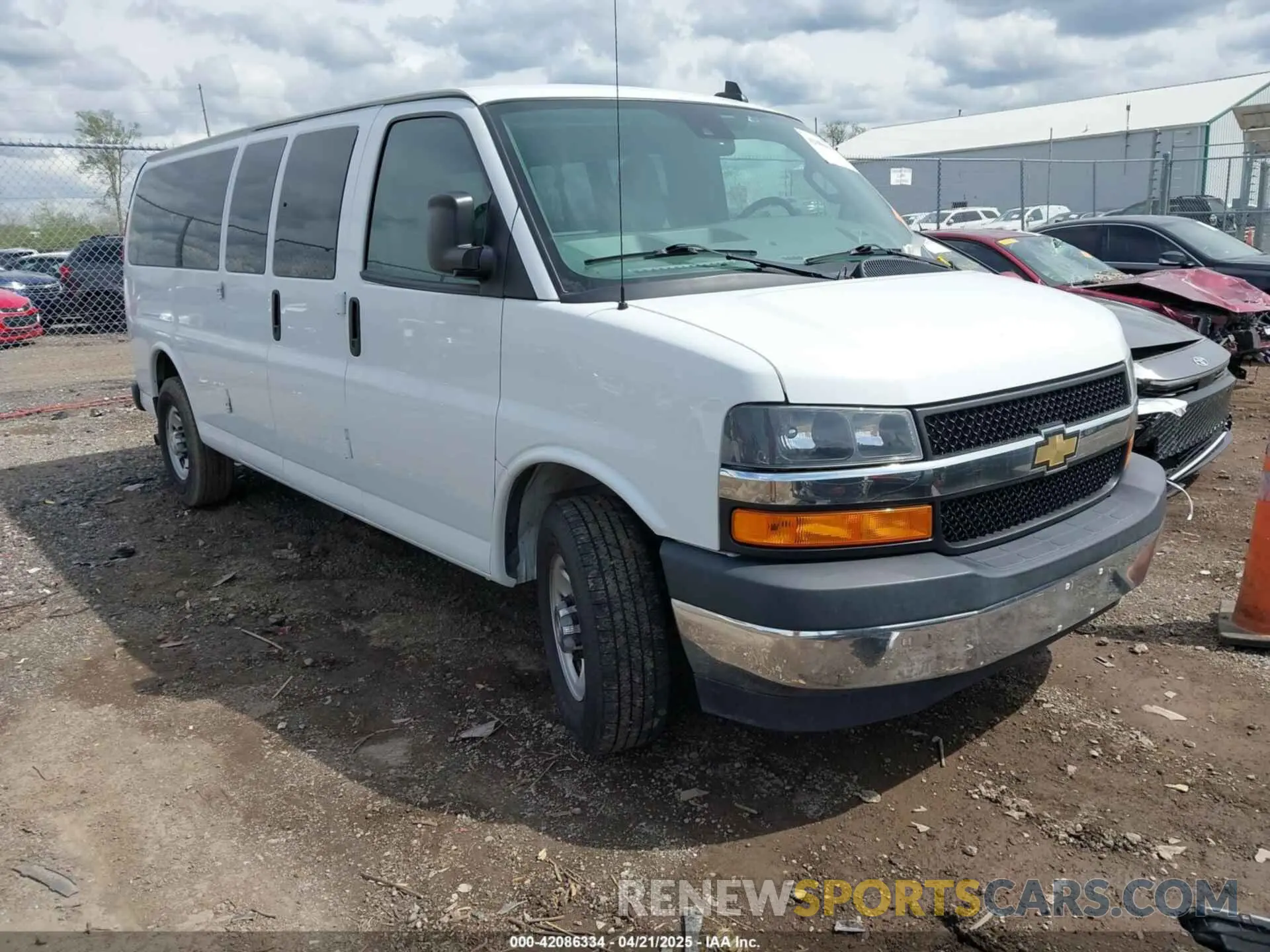 1 fotografías del automóvil dañado 1GAZGPFG0L1243105 CHEVROLET EXPRESS PASSENGER 2020