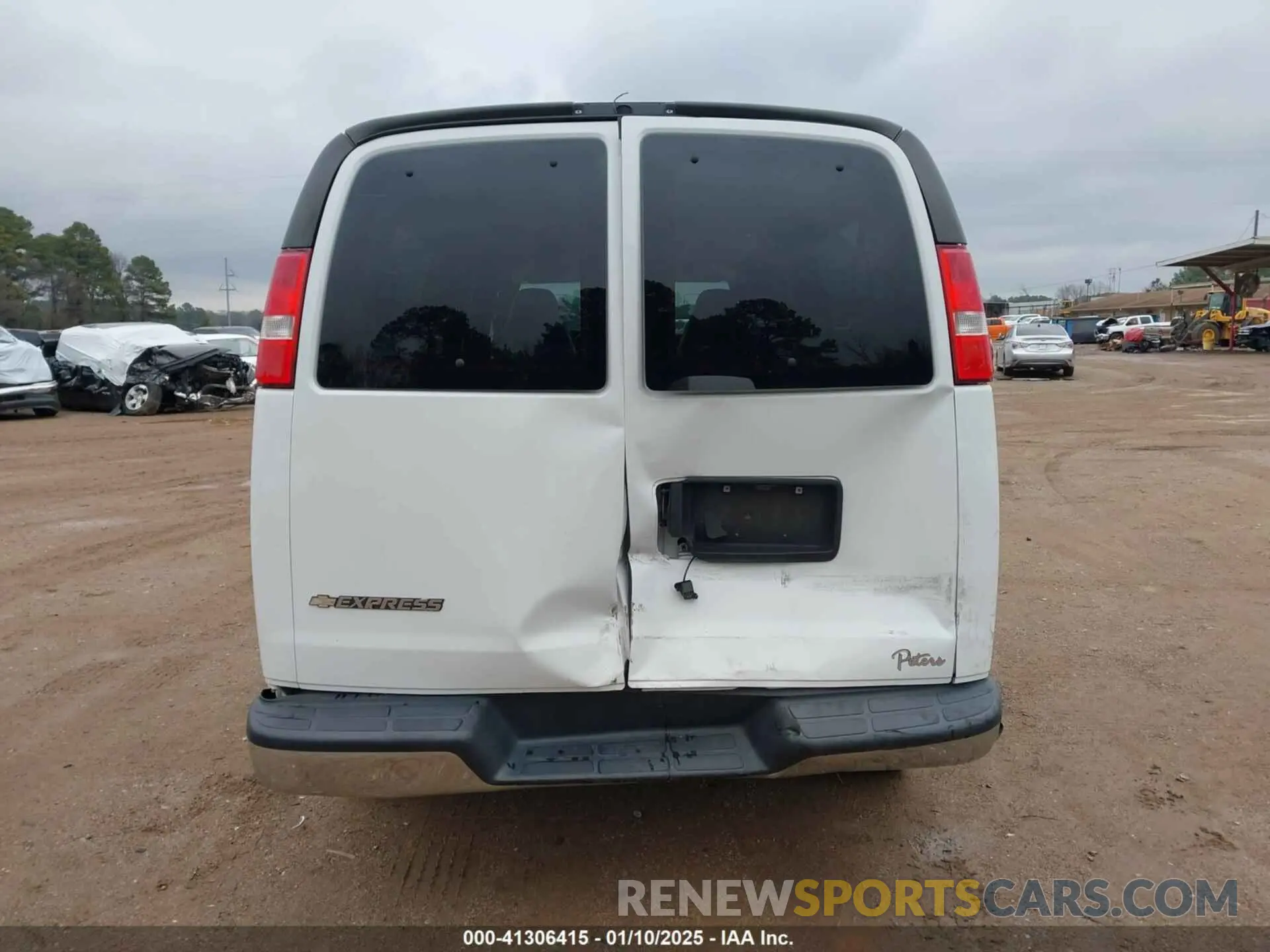 20 fotografías del automóvil dañado 1GAZGPFG4L1121251 CHEVROLET EXPRESS PASSENGER 2020