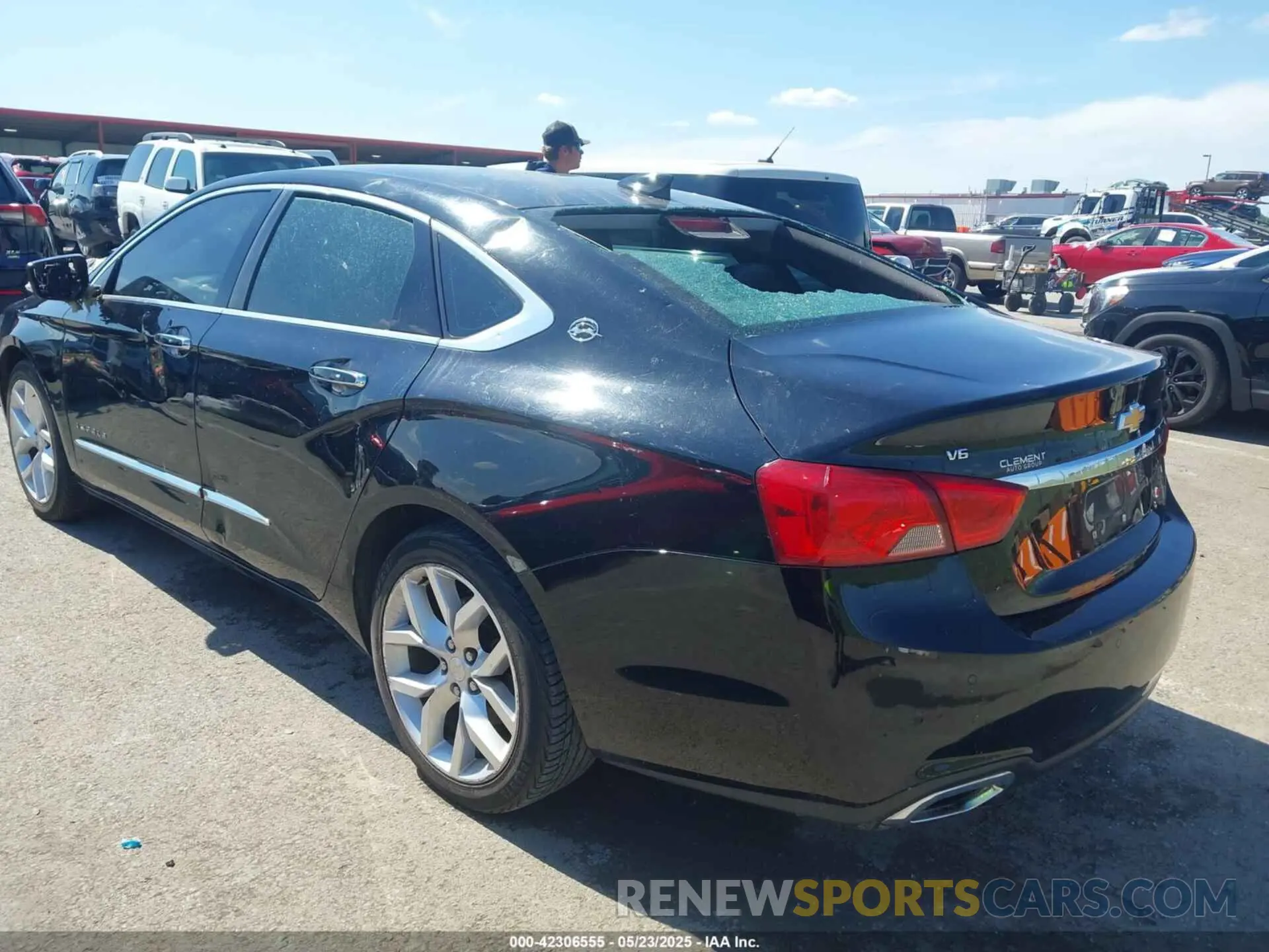 3 fotografías del automóvil dañado 1G1105S35KU137402 CHEVROLET IMPALA 2019