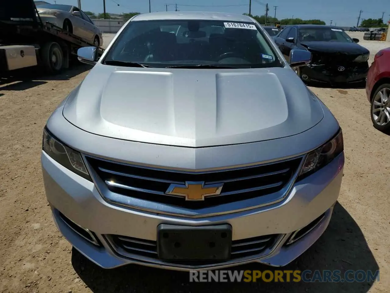 5 fotografías del automóvil dañado 1G1105S38KU112669 CHEVROLET IMPALA 2019