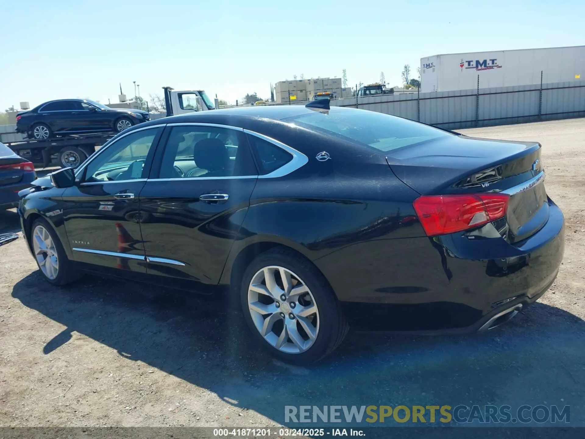 15 fotografías del automóvil dañado 1G1105S38KU113577 CHEVROLET IMPALA 2019
