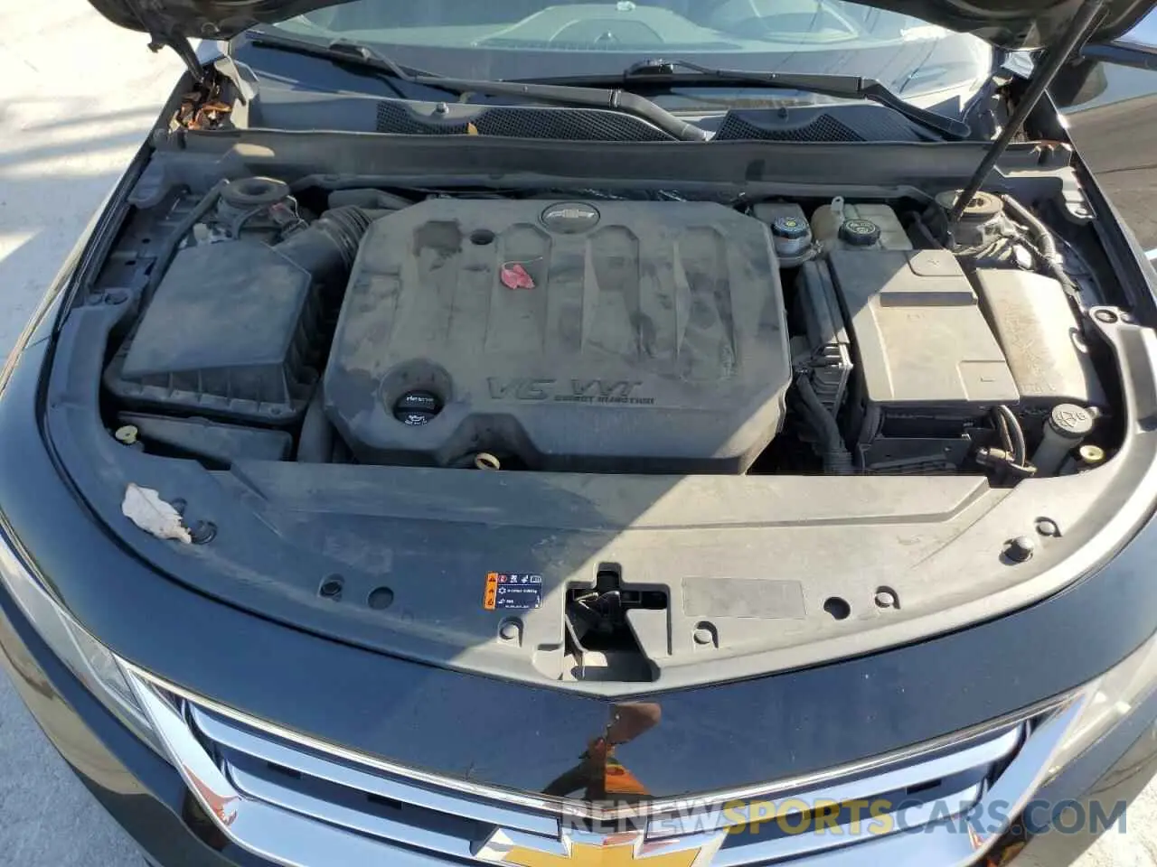 11 fotografías del automóvil dañado 1G1105S39KU104516 CHEVROLET IMPALA 2019