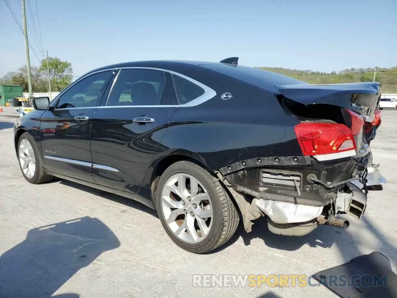 2 fotografías del automóvil dañado 1G1105S39KU104516 CHEVROLET IMPALA 2019