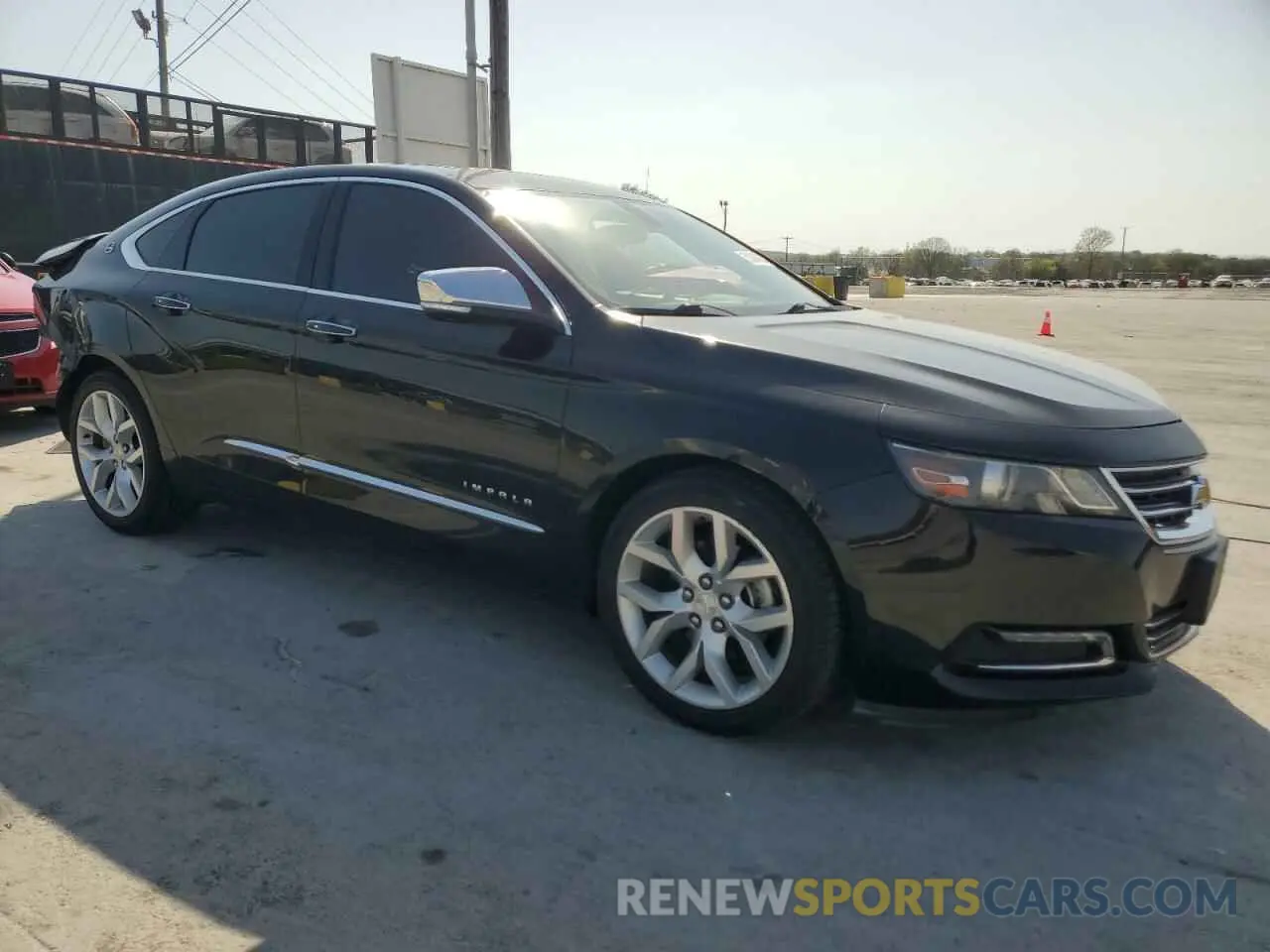 4 fotografías del automóvil dañado 1G1105S39KU104516 CHEVROLET IMPALA 2019