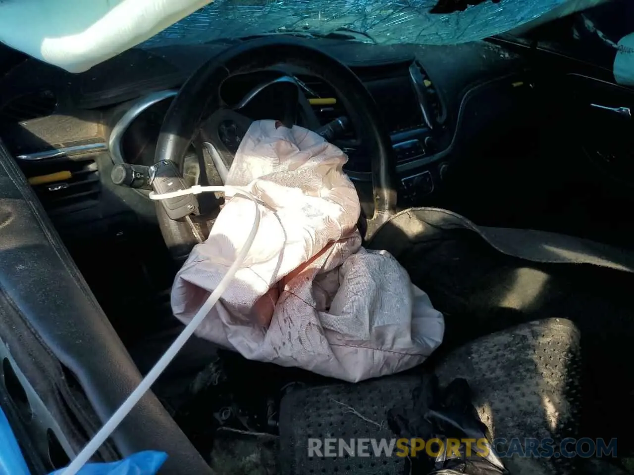 8 fotografías del automóvil dañado 1G11Z5S30KU115569 CHEVROLET IMPALA 2019