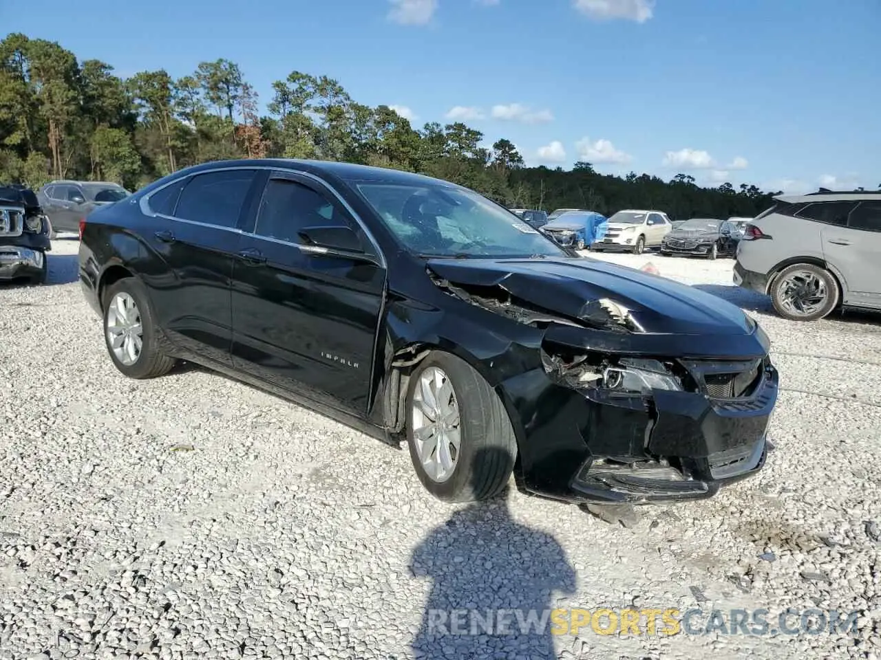 4 fotografías del automóvil dañado 1G11Z5S32KU146600 CHEVROLET IMPALA 2019