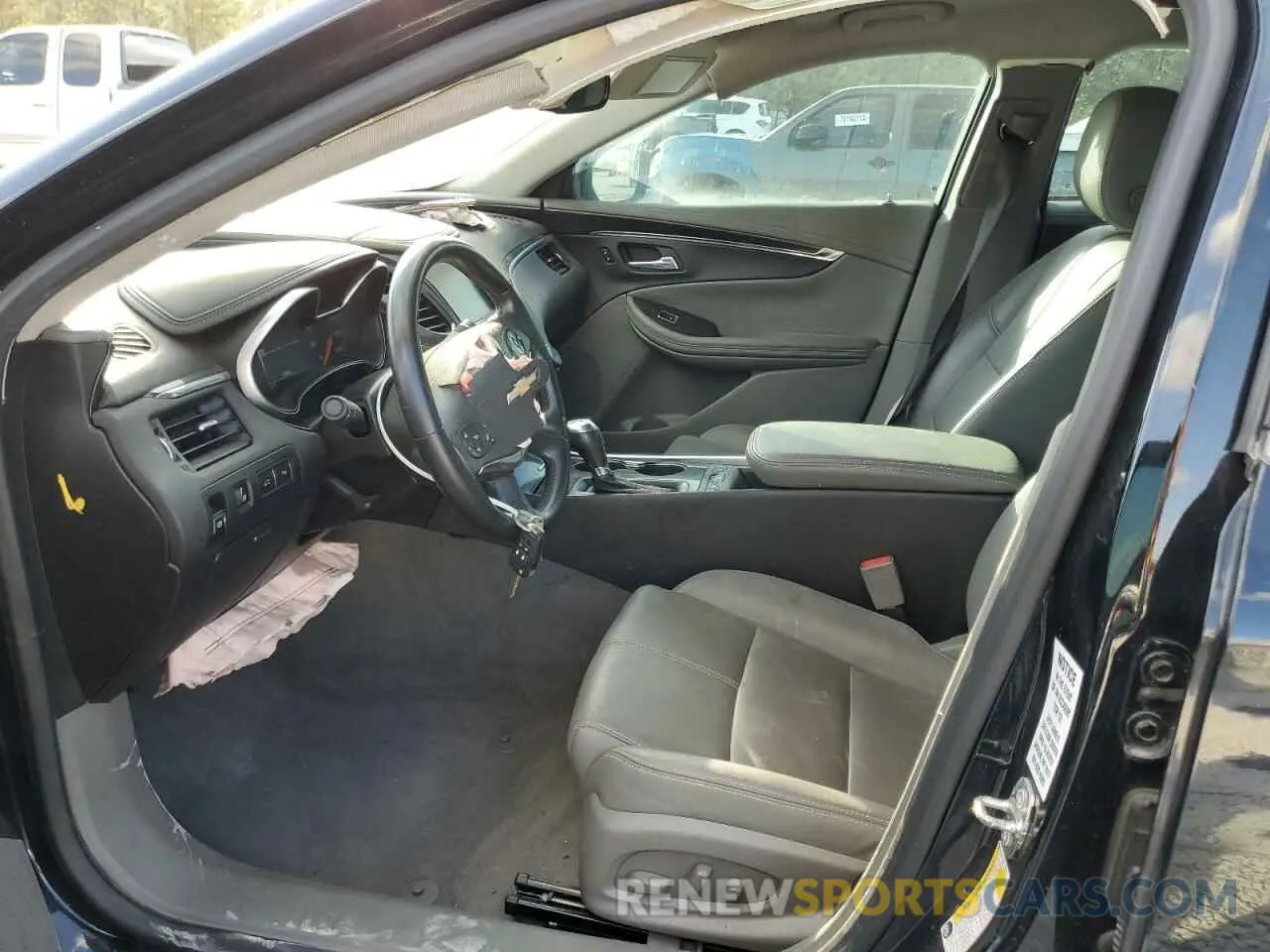 7 fotografías del automóvil dañado 1G11Z5S32KU146600 CHEVROLET IMPALA 2019