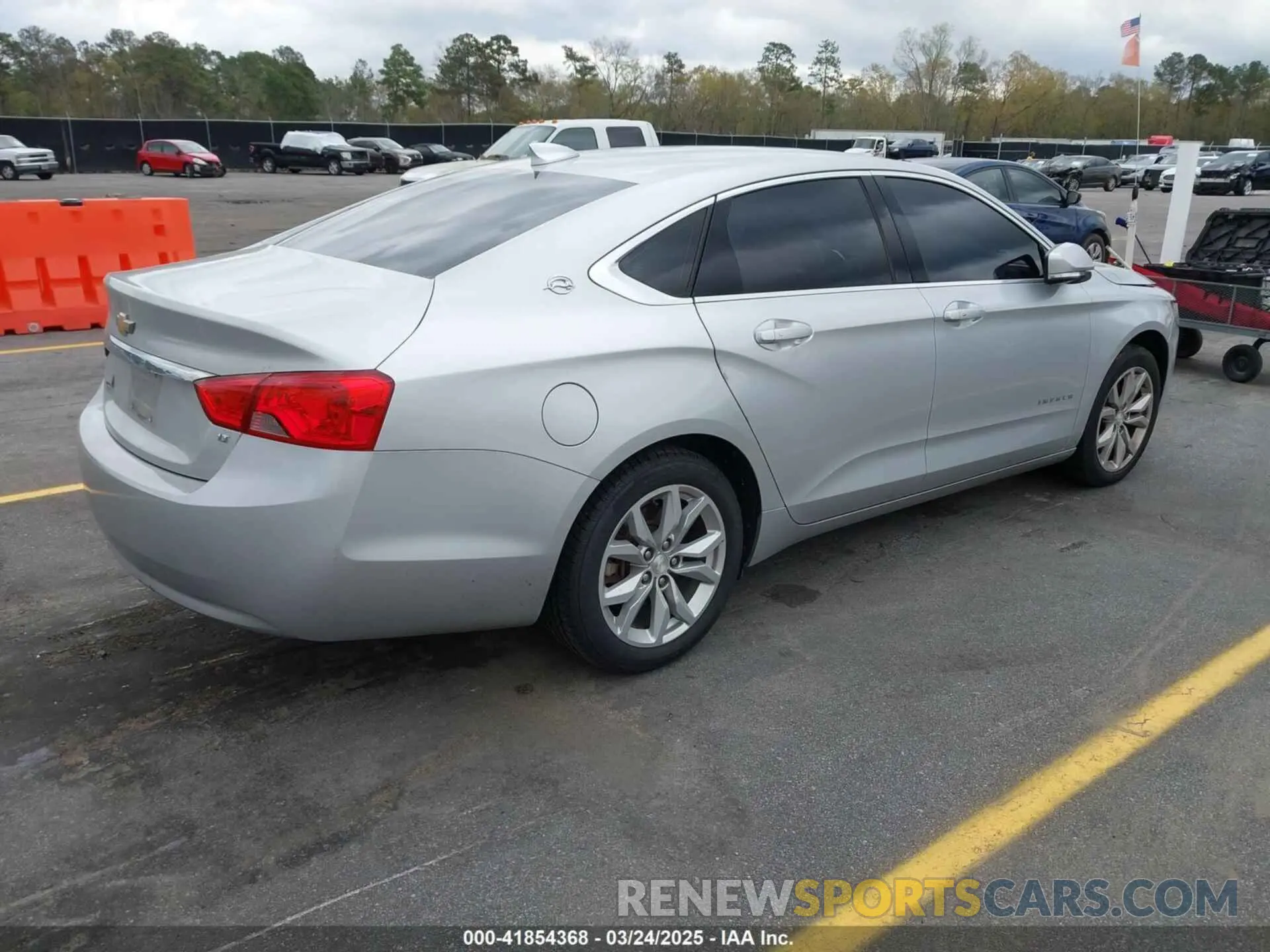 4 fotografías del automóvil dañado 1G11Z5S34KU104803 CHEVROLET IMPALA 2019