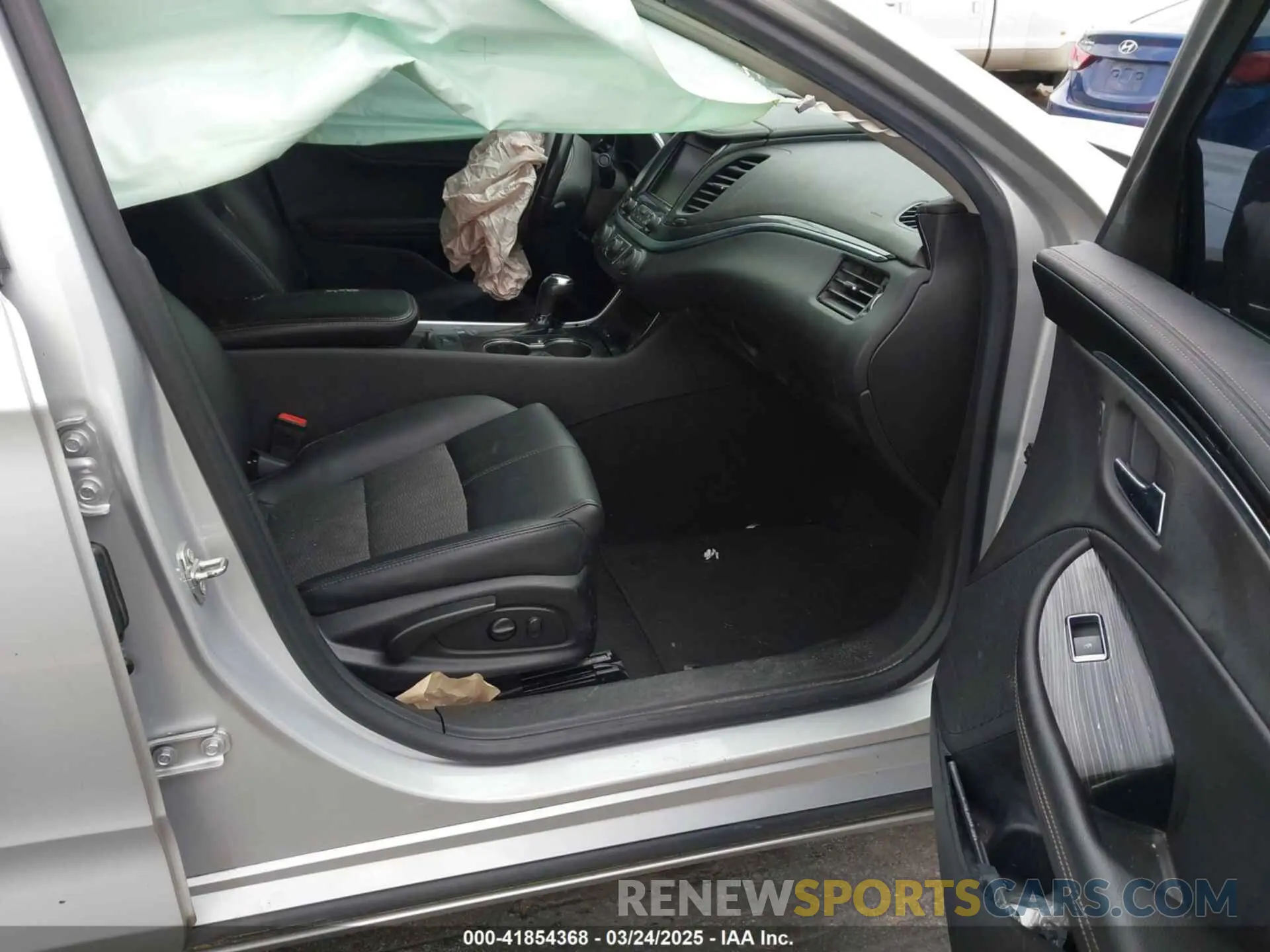 5 fotografías del automóvil dañado 1G11Z5S34KU104803 CHEVROLET IMPALA 2019