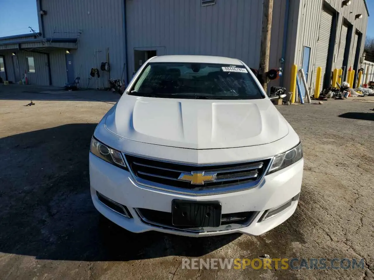 5 fotografías del automóvil dañado 1G11Z5S34KU114134 CHEVROLET IMPALA 2019