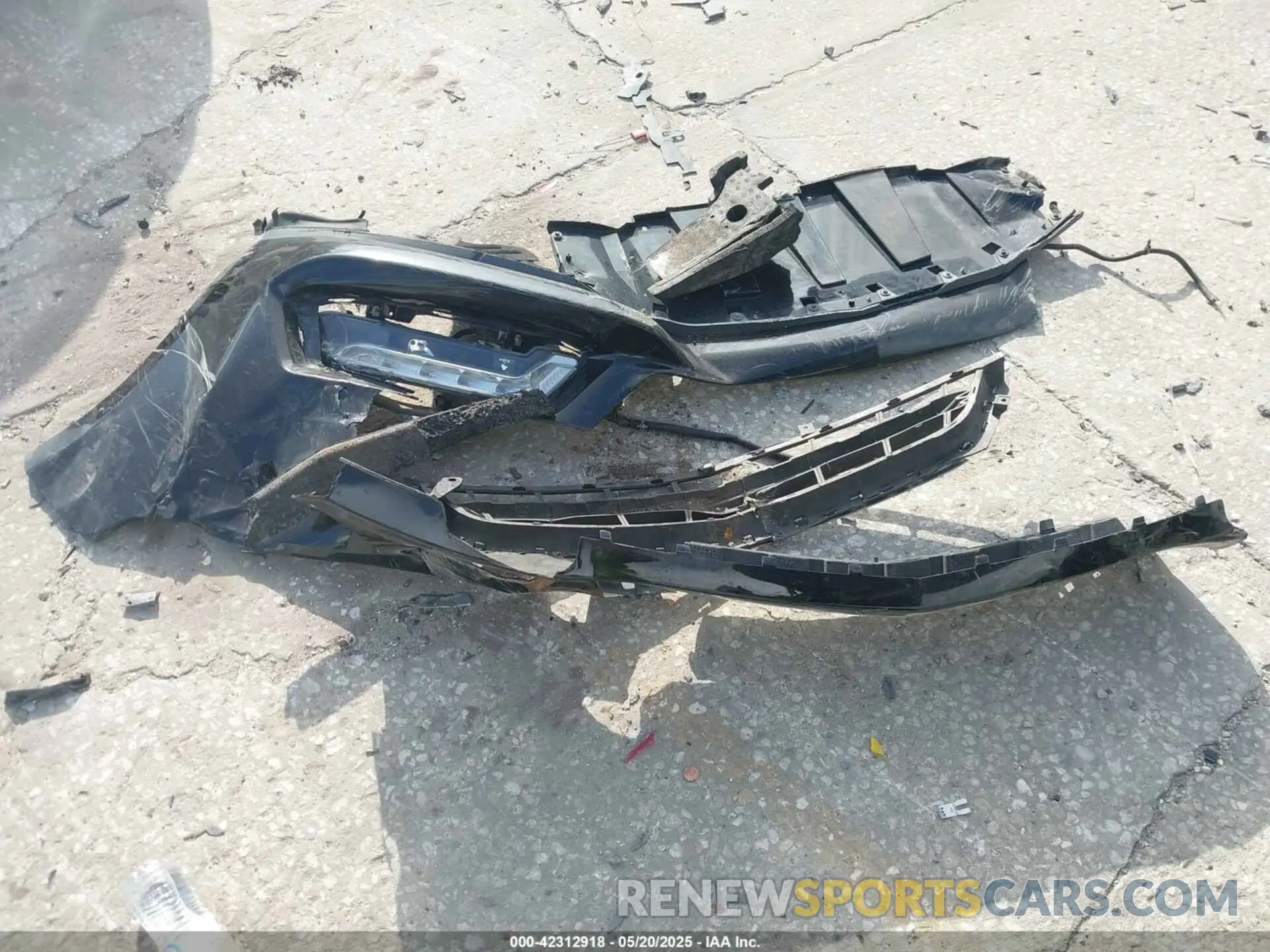 12 fotografías del automóvil dañado 1G11Z5S34KU118345 CHEVROLET IMPALA 2019