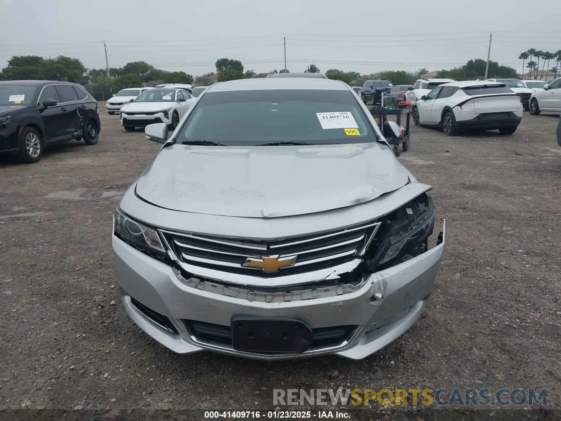 12 fotografías del automóvil dañado 1G11Z5SA0KU137358 CHEVROLET IMPALA 2019