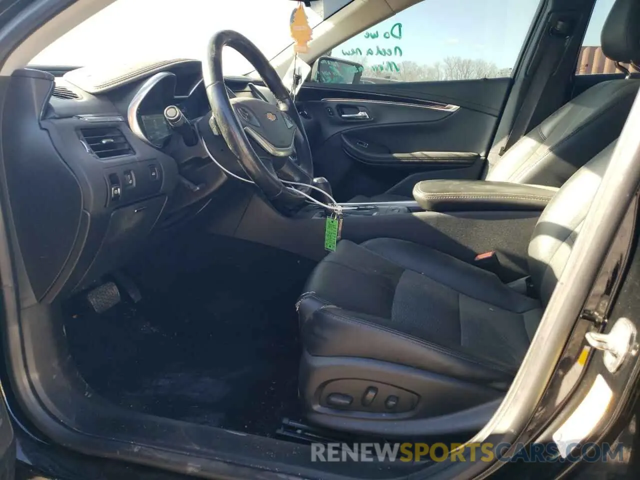 7 fotografías del automóvil dañado 1G11Z5SA5KU141938 CHEVROLET IMPALA 2019