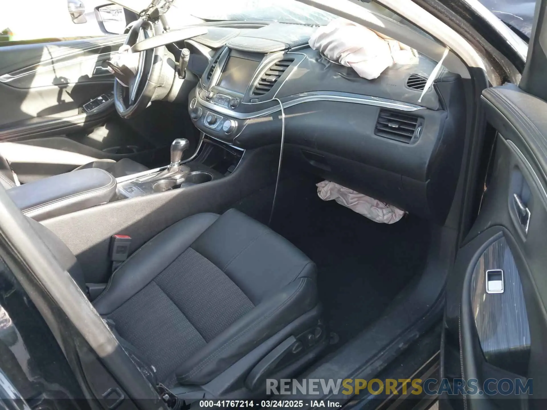 5 fotografías del automóvil dañado 1G11Z5SA7KU113087 CHEVROLET IMPALA 2019