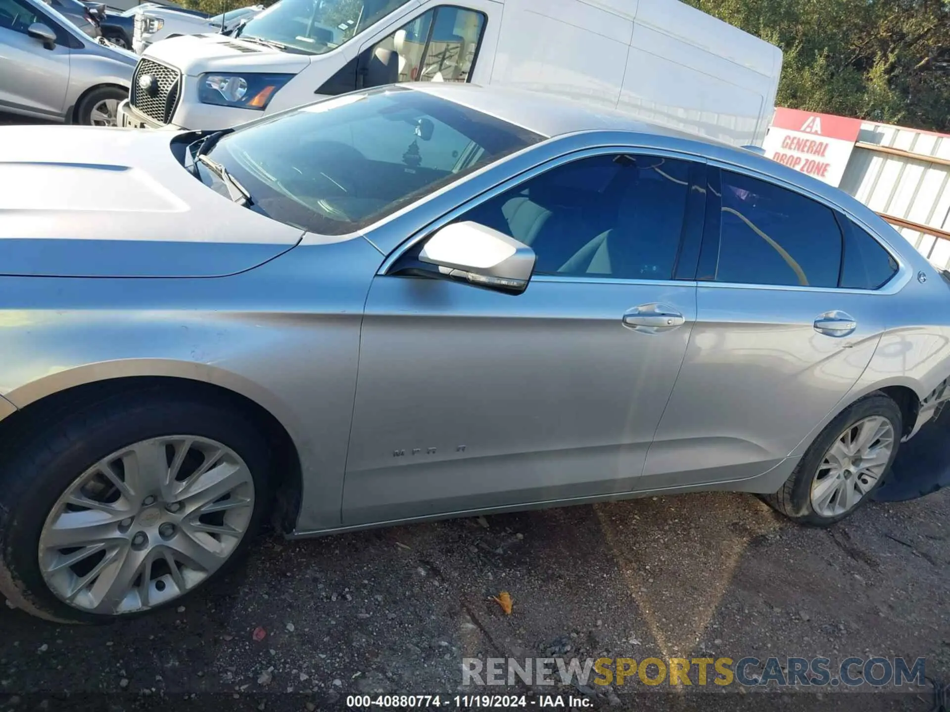 13 fotografías del automóvil dañado 1G11Z5SA8KU132604 CHEVROLET IMPALA 2019