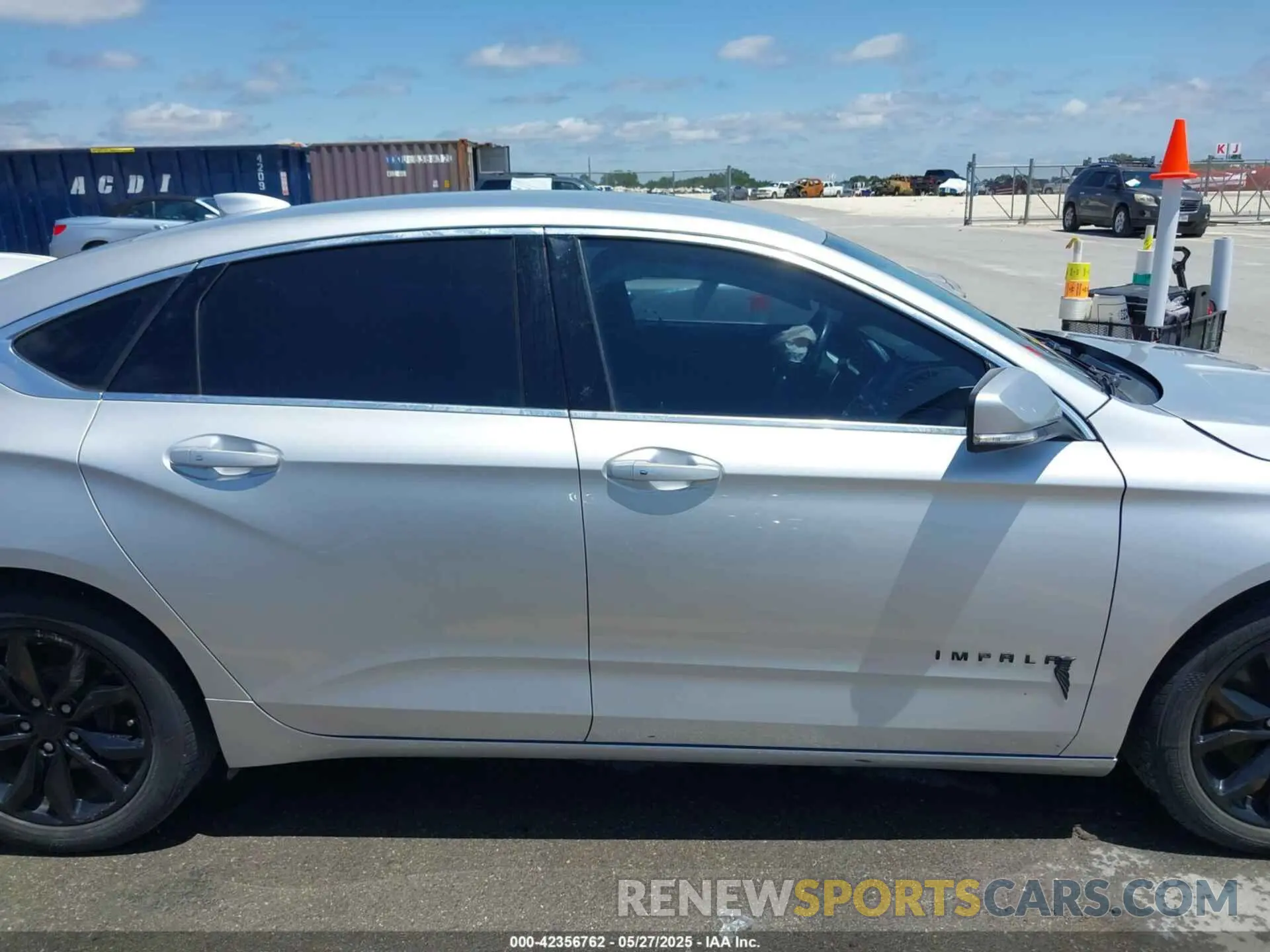 14 fotografías del automóvil dañado 1G11Z5SA9KU132174 CHEVROLET IMPALA 2019