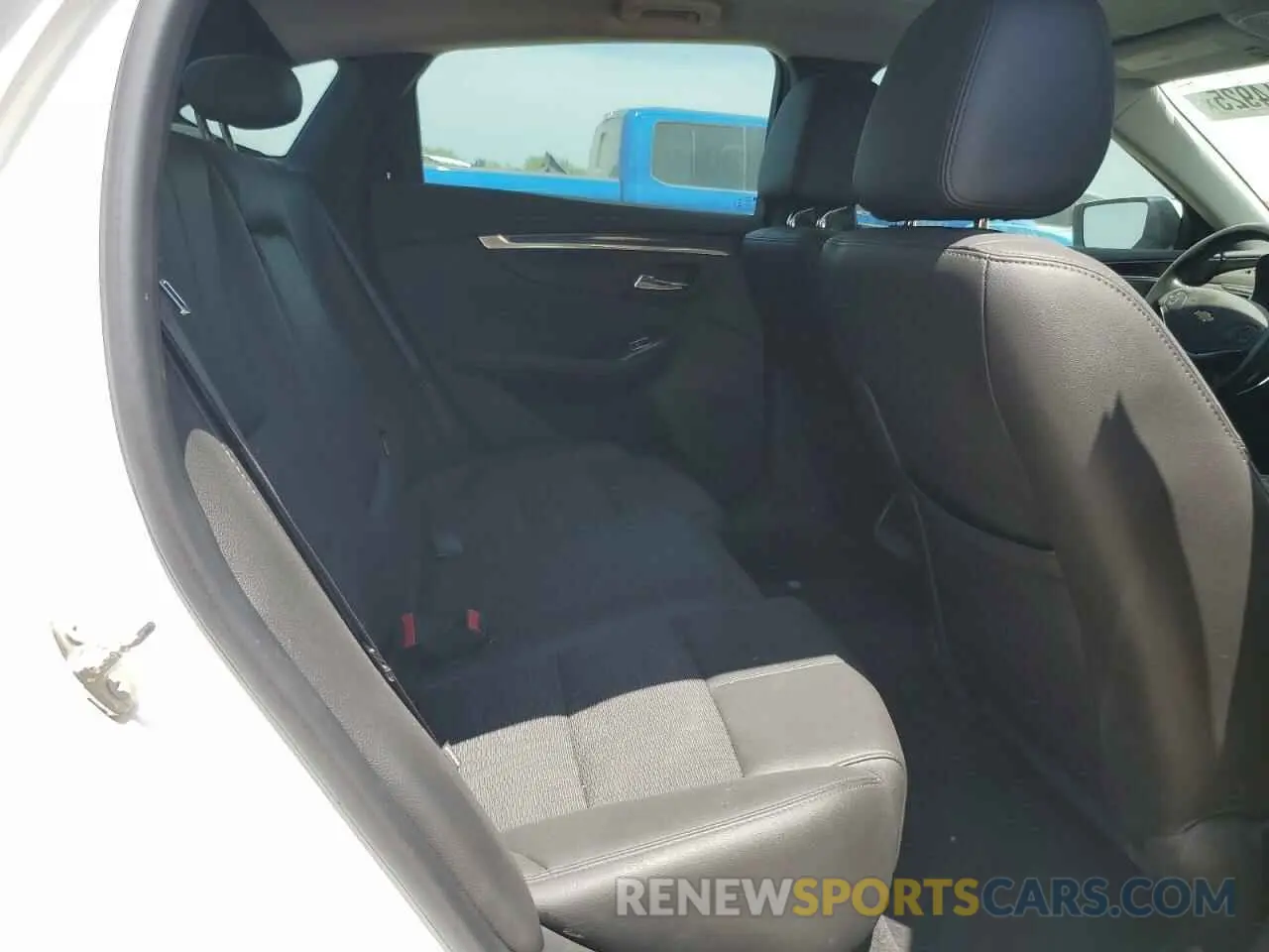 10 fotografías del automóvil dañado 1G11Z5SA9KU138492 CHEVROLET IMPALA 2019