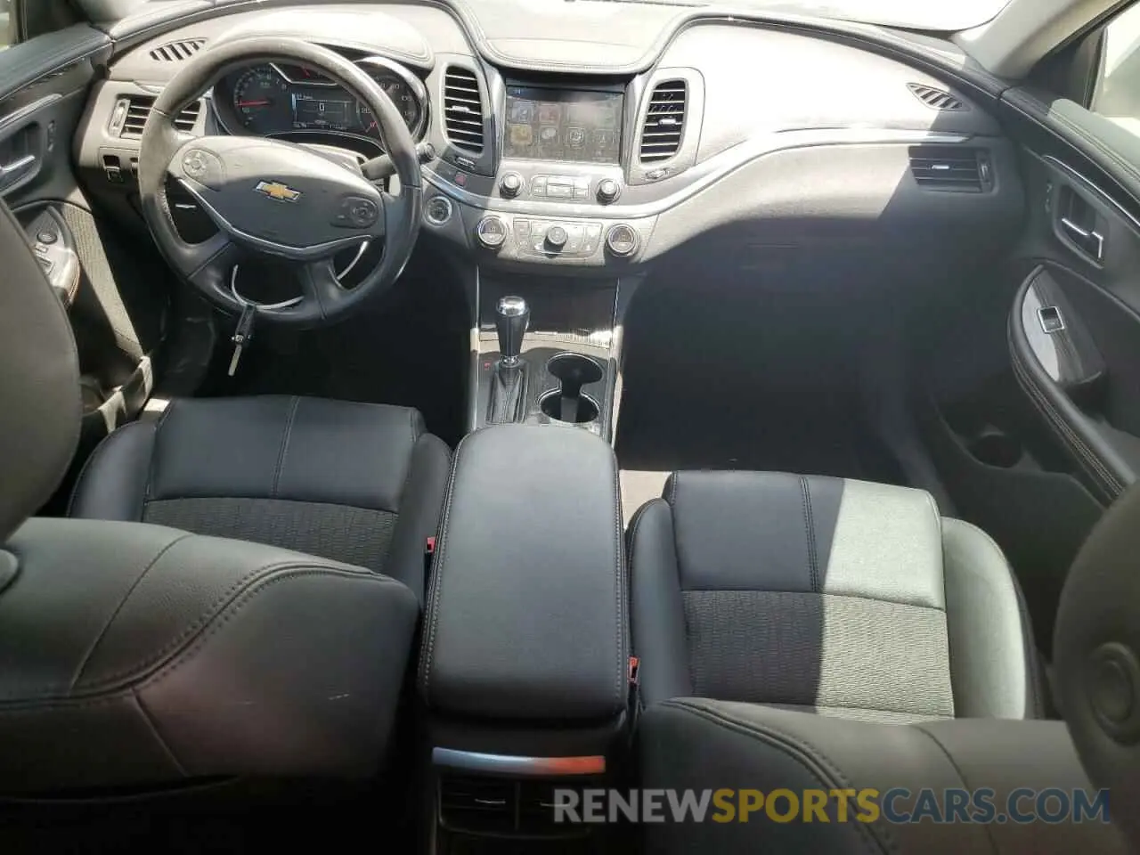 8 fotografías del automóvil dañado 1G11Z5SA9KU138492 CHEVROLET IMPALA 2019