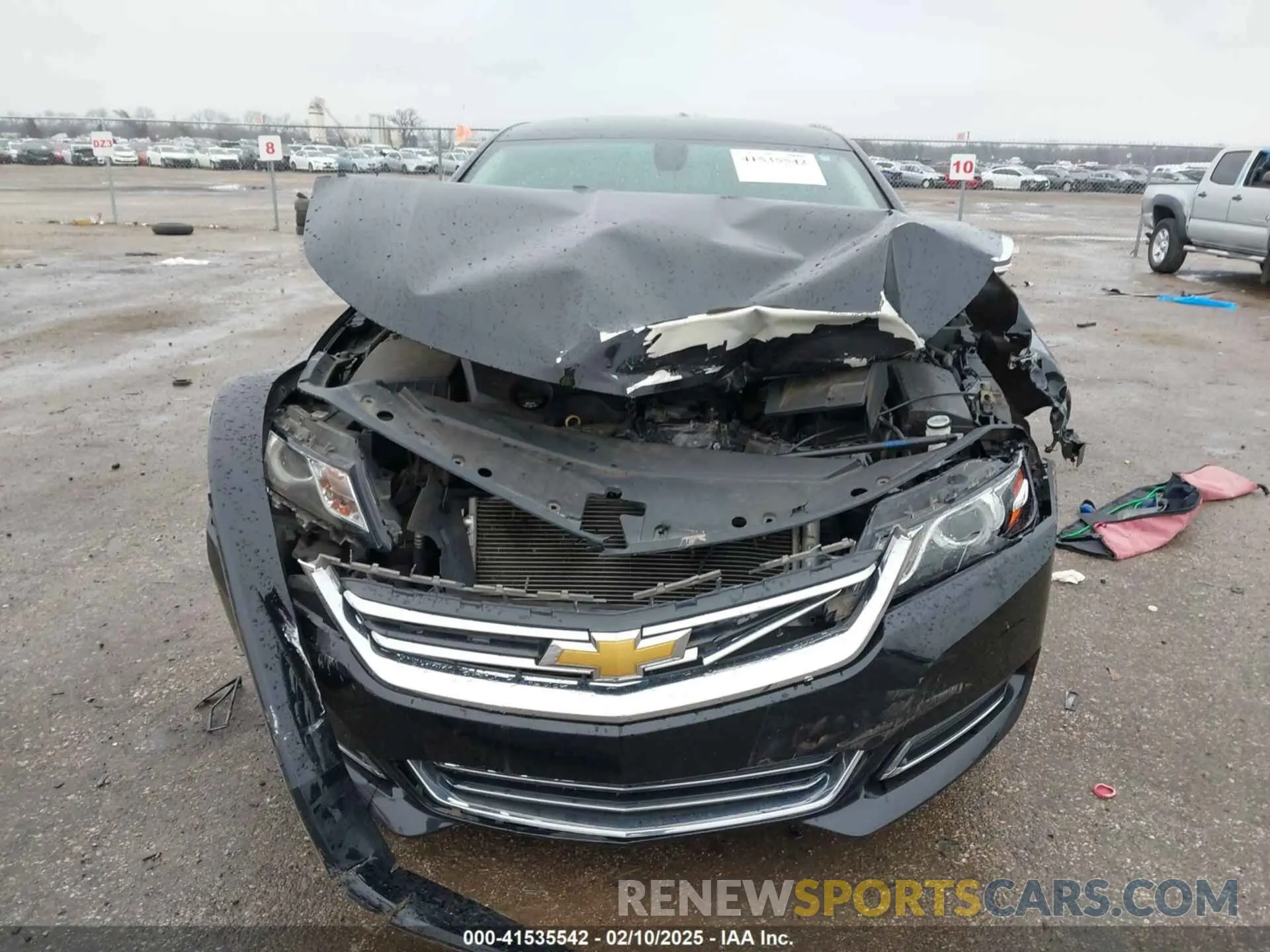 12 fotografías del automóvil dañado 2G1105S30K9135277 CHEVROLET IMPALA 2019