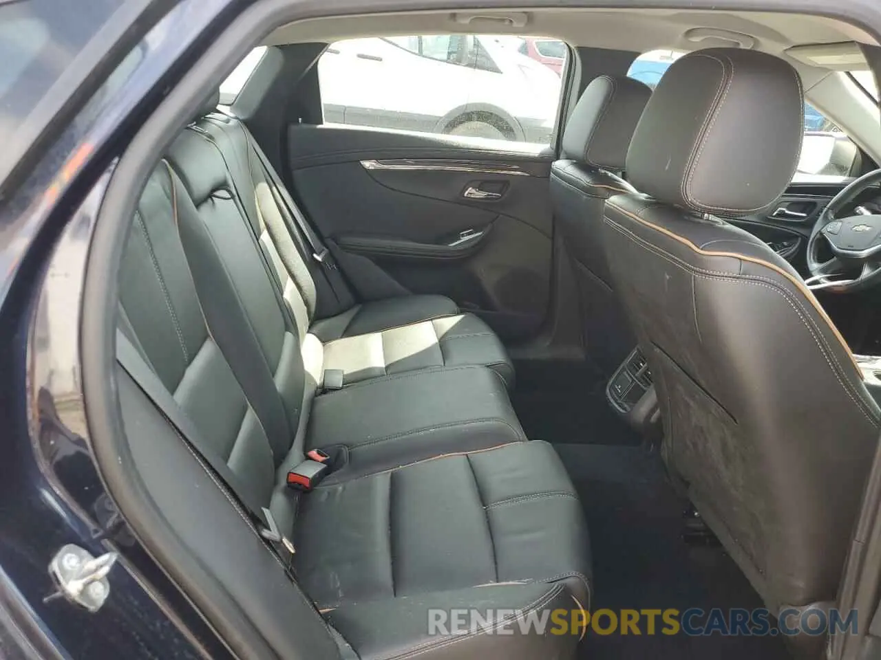 10 fotografías del automóvil dañado 2G1105S38K9107873 CHEVROLET IMPALA 2019