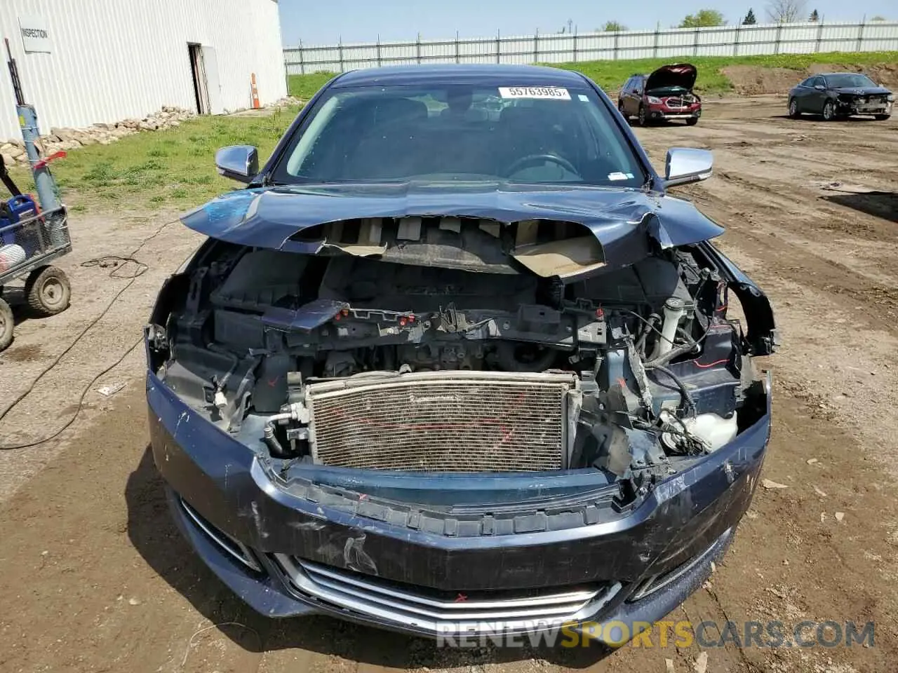 5 fotografías del automóvil dañado 2G1105S38K9107873 CHEVROLET IMPALA 2019