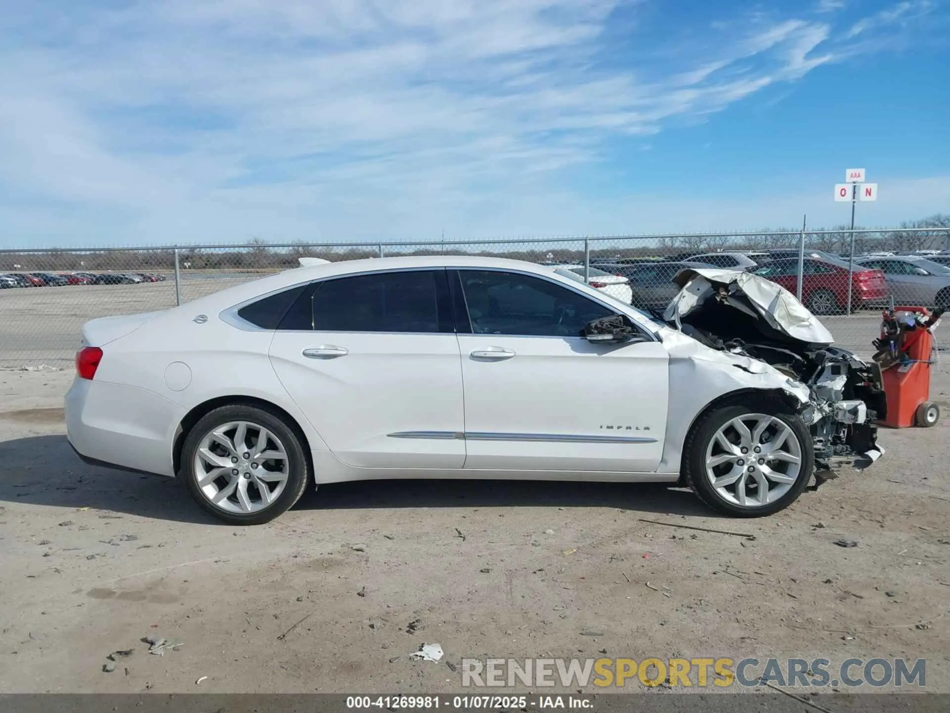 13 fotografías del automóvil dañado 2G1105S38K9139464 CHEVROLET IMPALA 2019