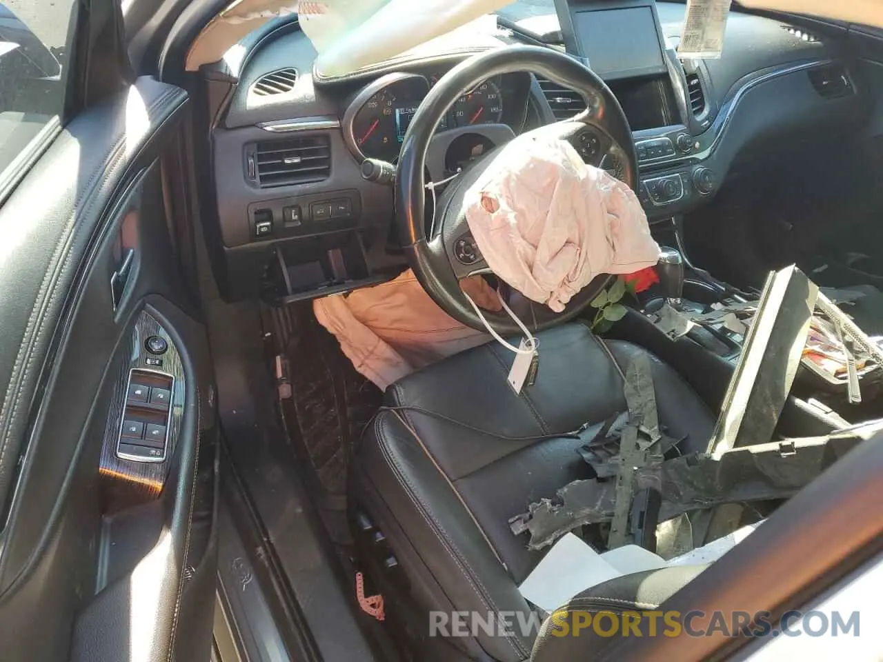 8 fotografías del automóvil dañado 2G1105S38K9146141 CHEVROLET IMPALA 2019
