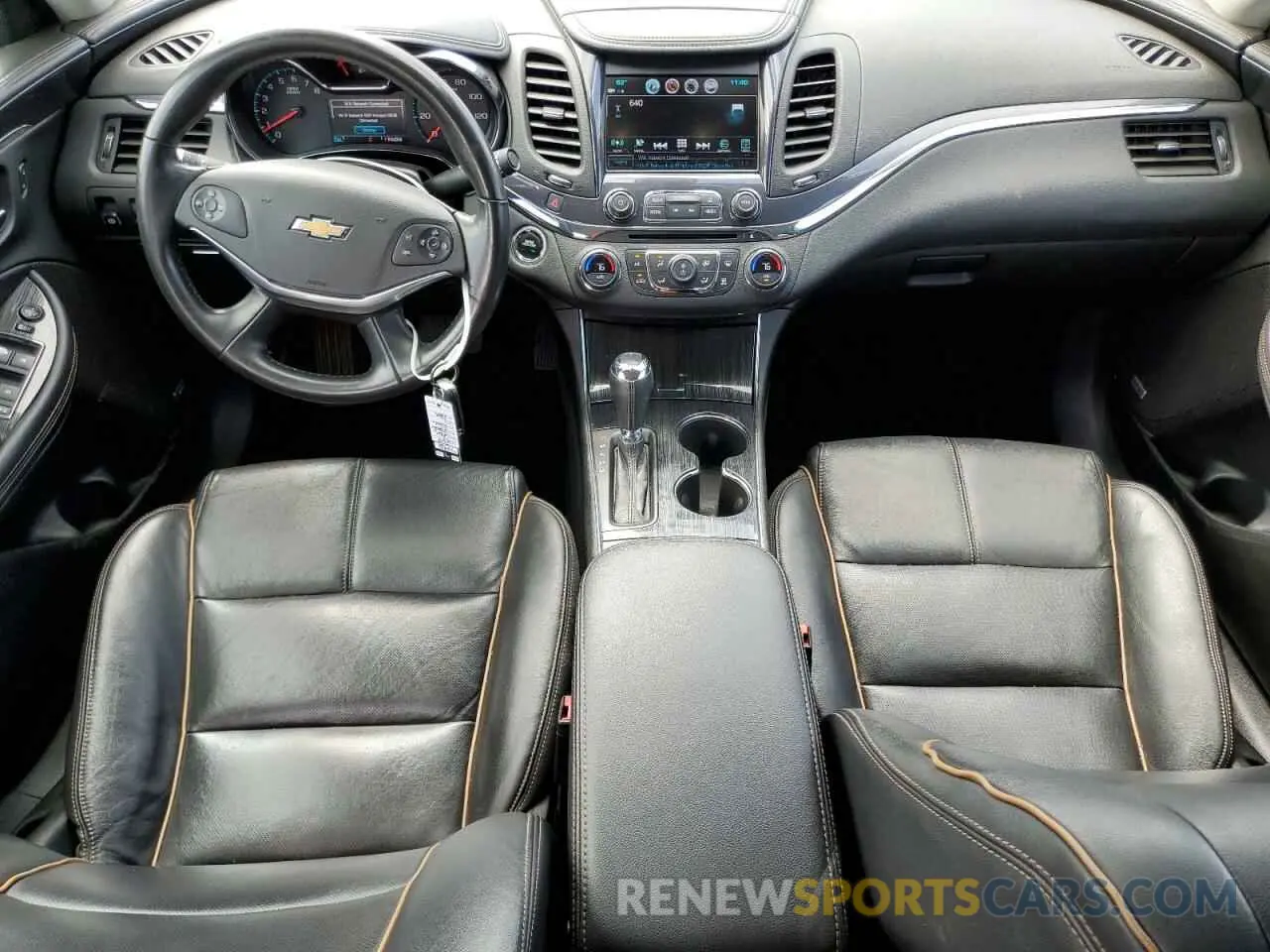 8 fotografías del automóvil dañado 2G1105S39K9132085 CHEVROLET IMPALA 2019