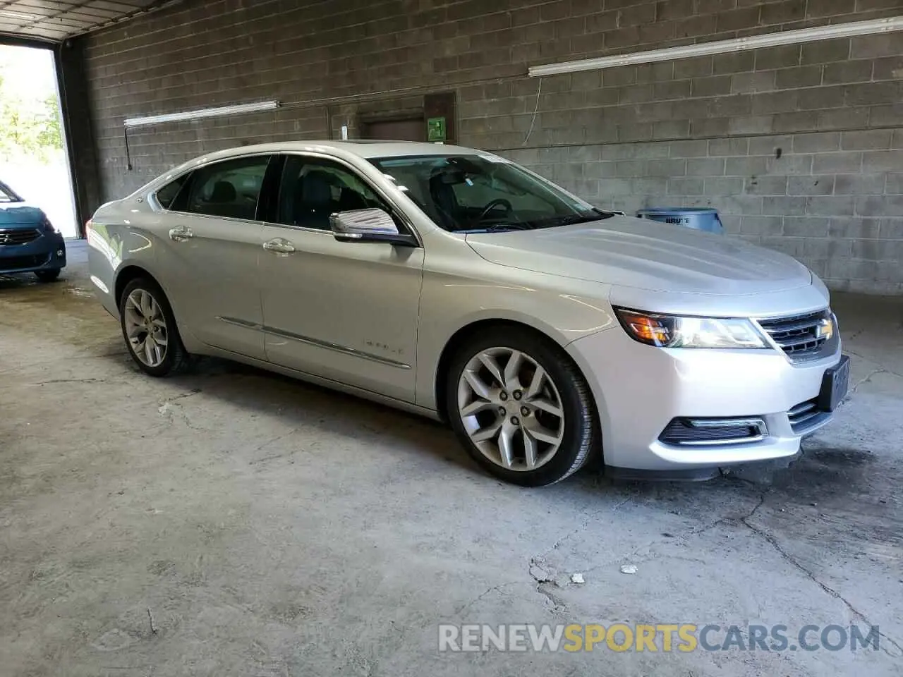 4 fotografías del automóvil dañado 2G1105S39K9160145 CHEVROLET IMPALA 2019
